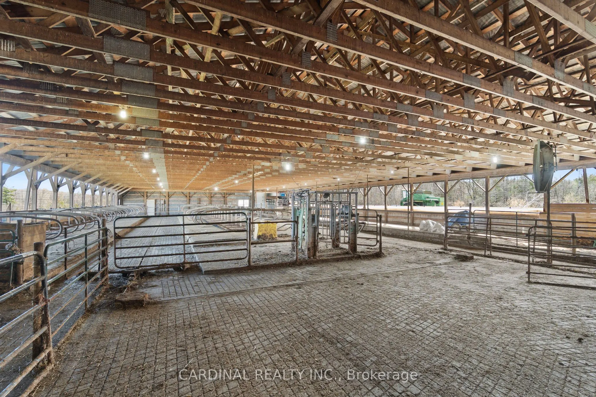 1735 County Rd 48 Road