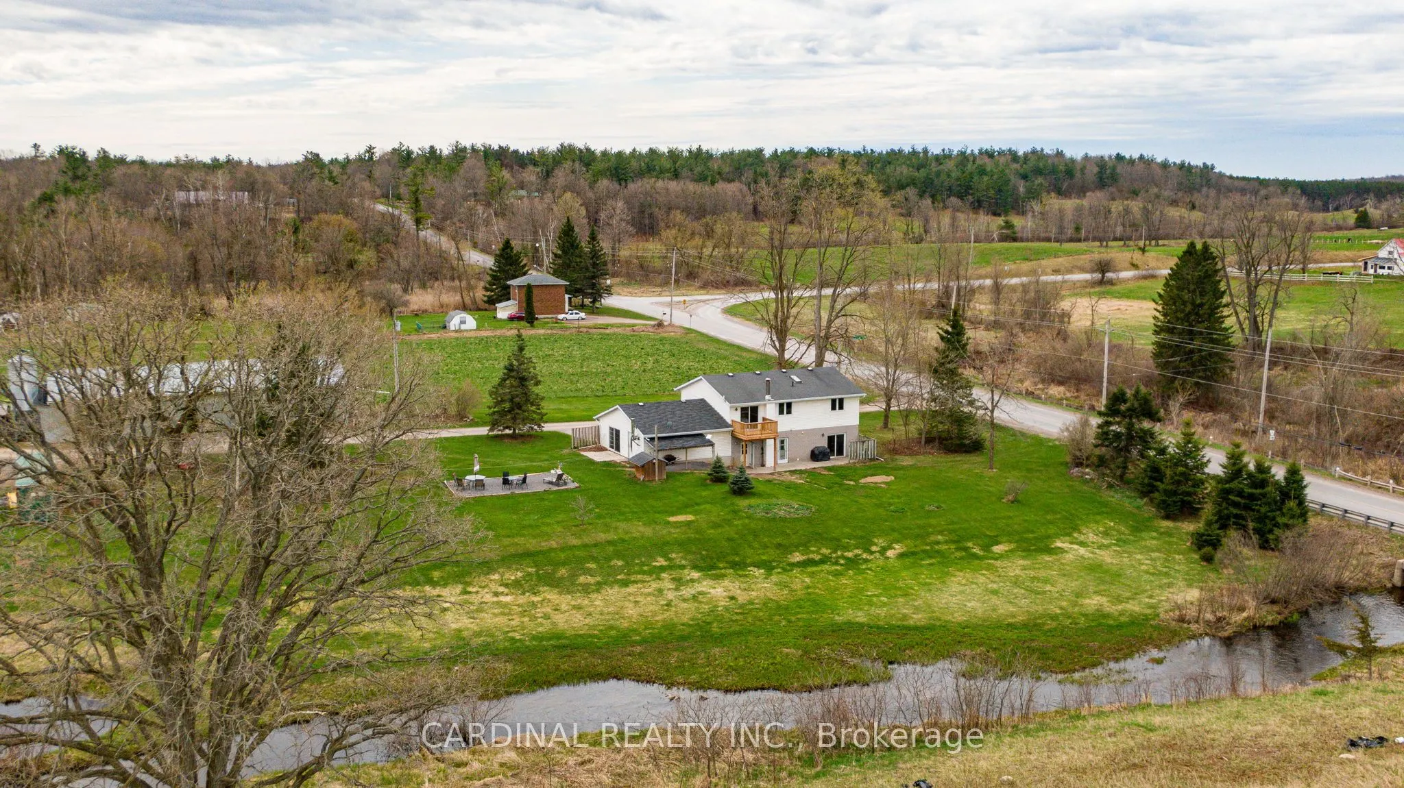 1735 County Rd 48 Road
