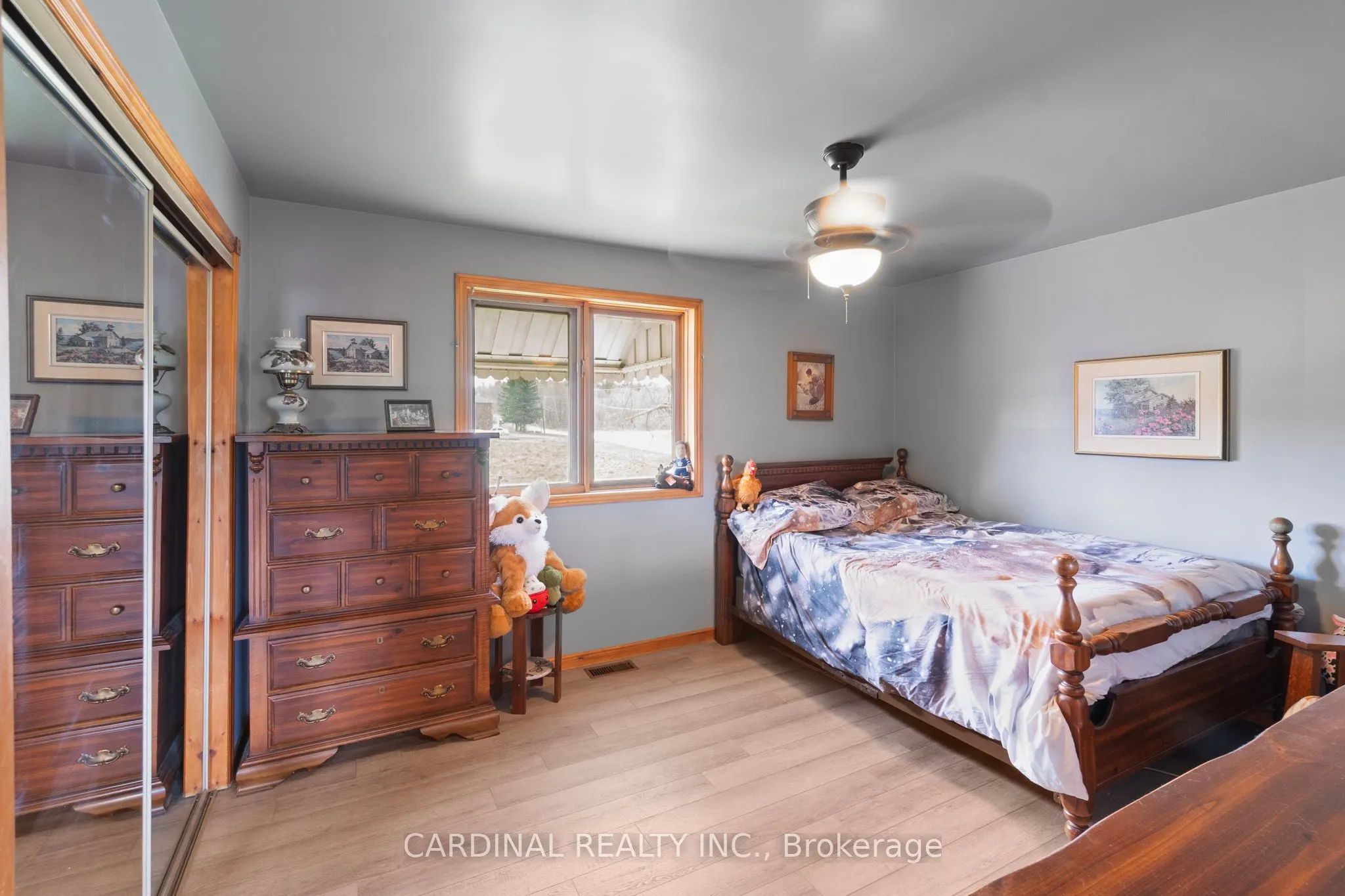 1735 County Rd 48 Road
