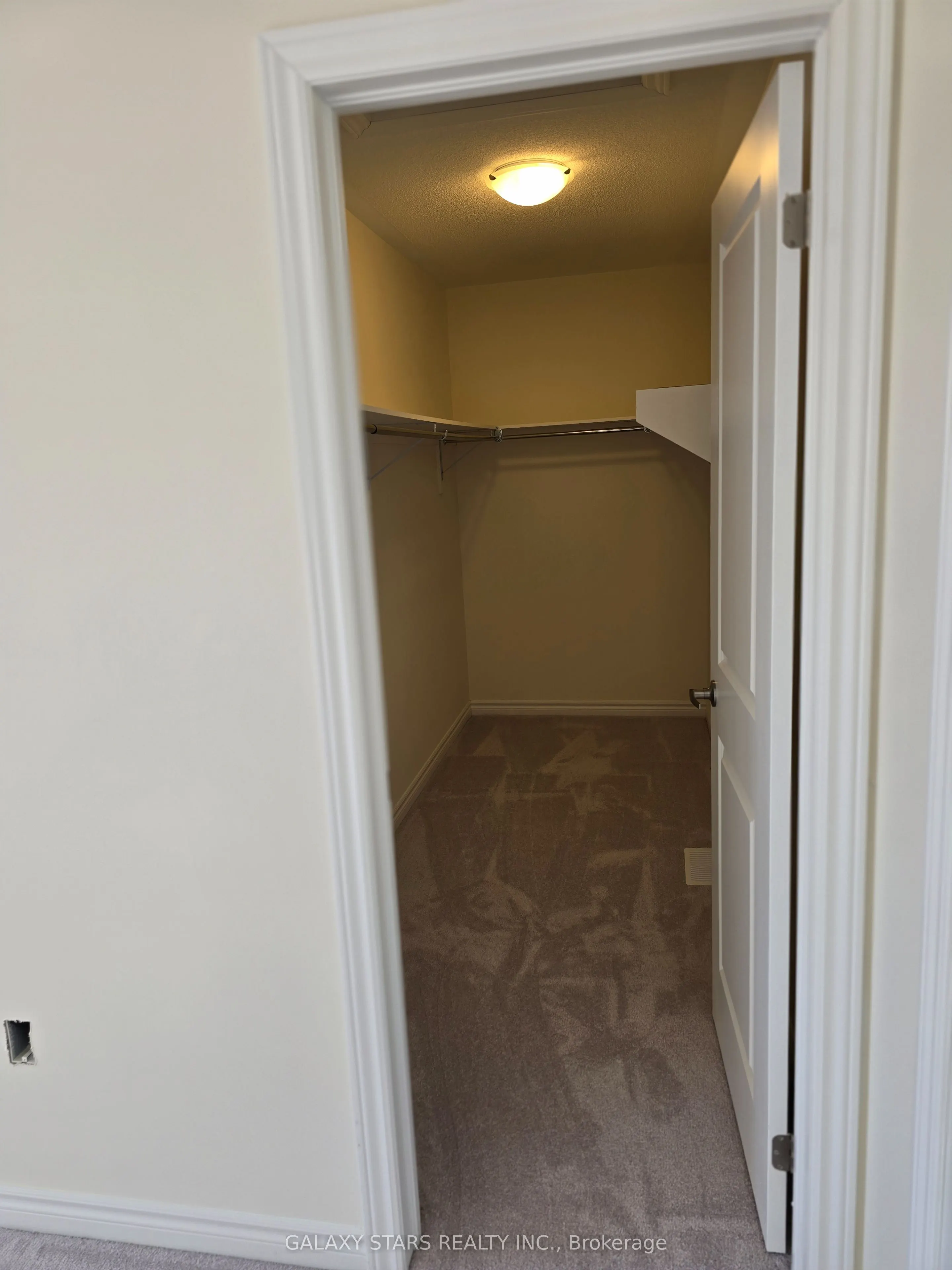 108 Golden Mdws Drive