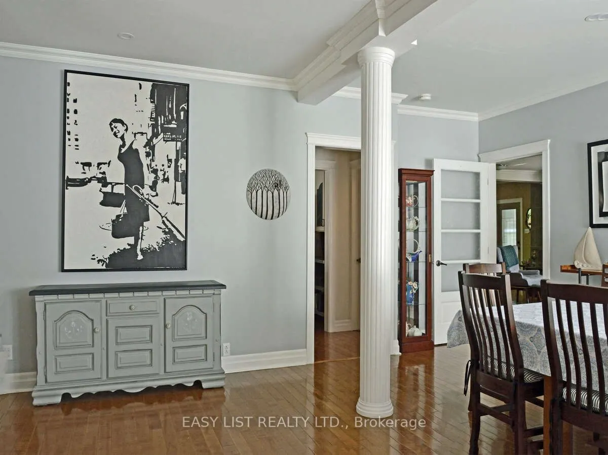 424 Huron Road