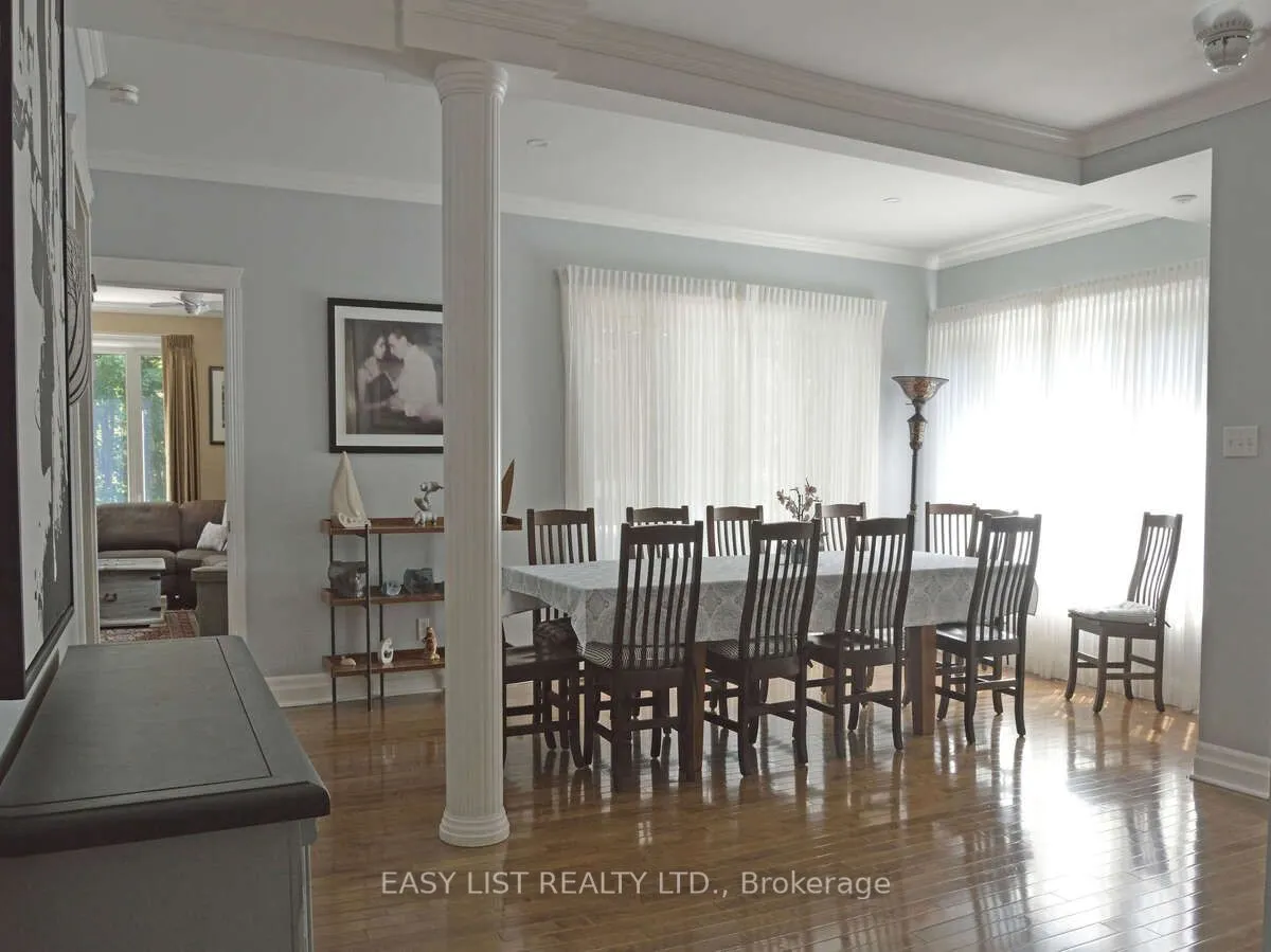 424 Huron Road