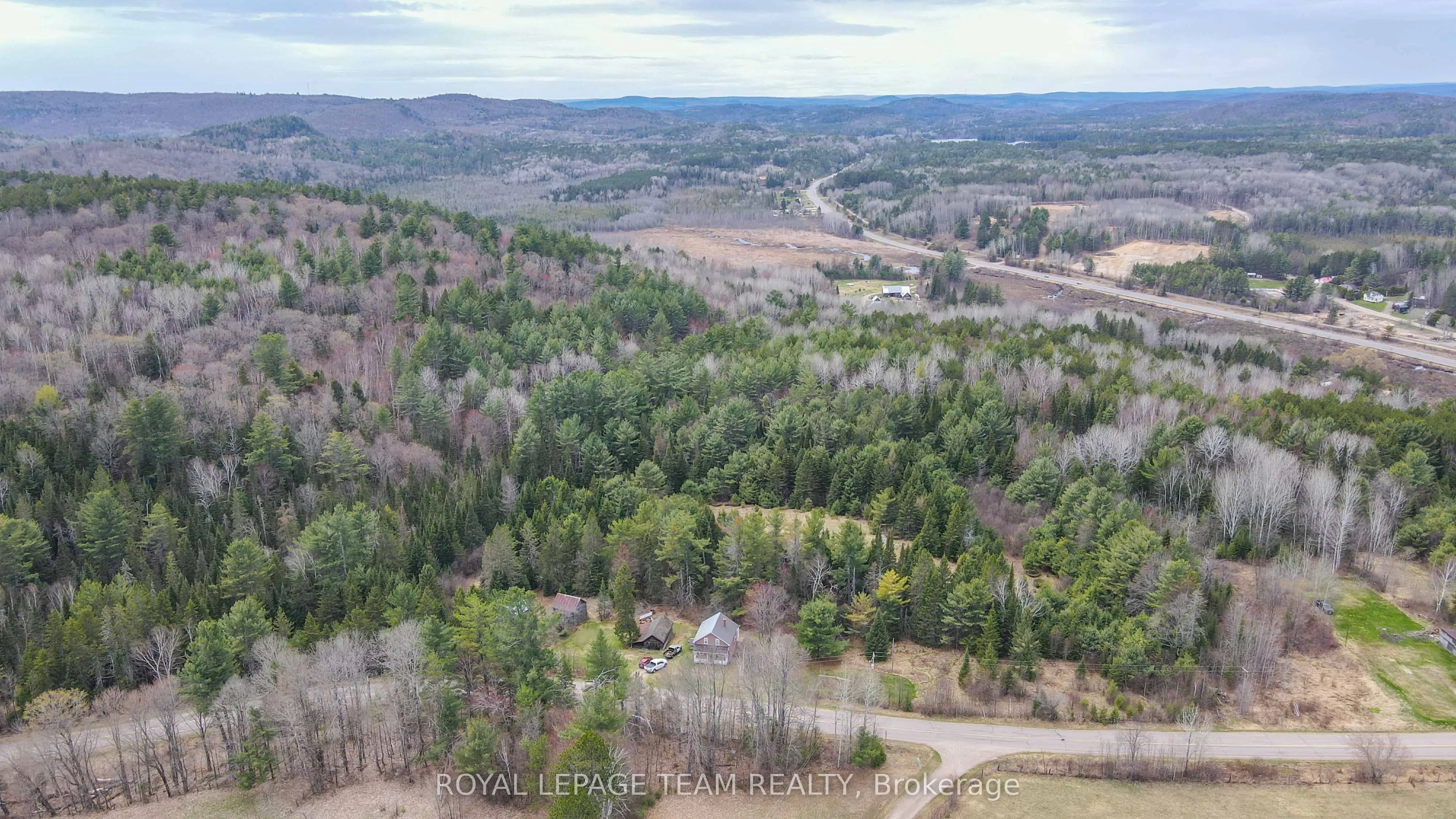 963 Wilno South Road S