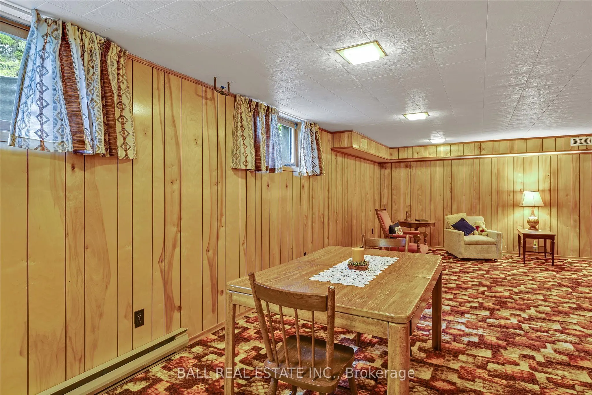 37 County Rd 40 N