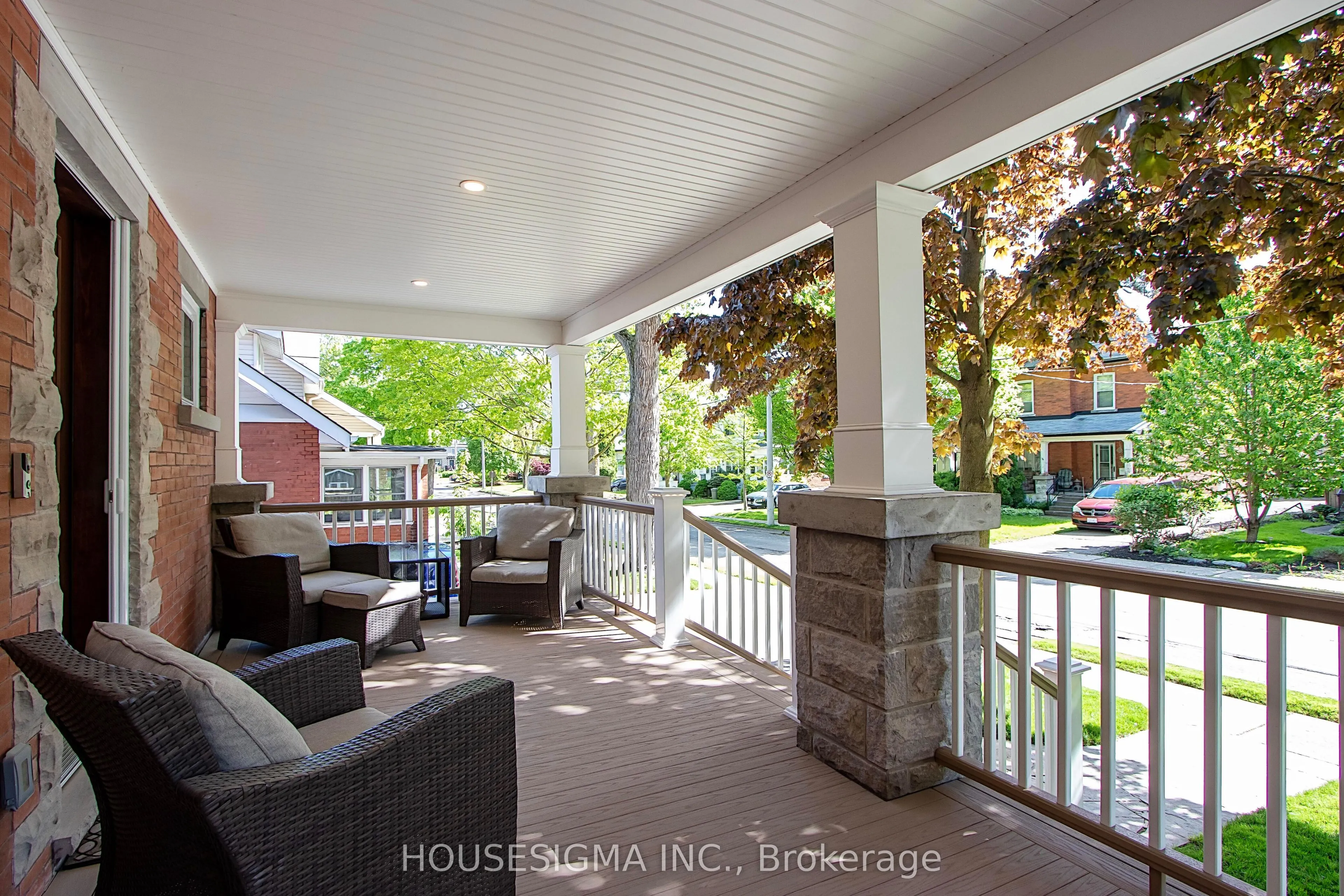 212 Front Street