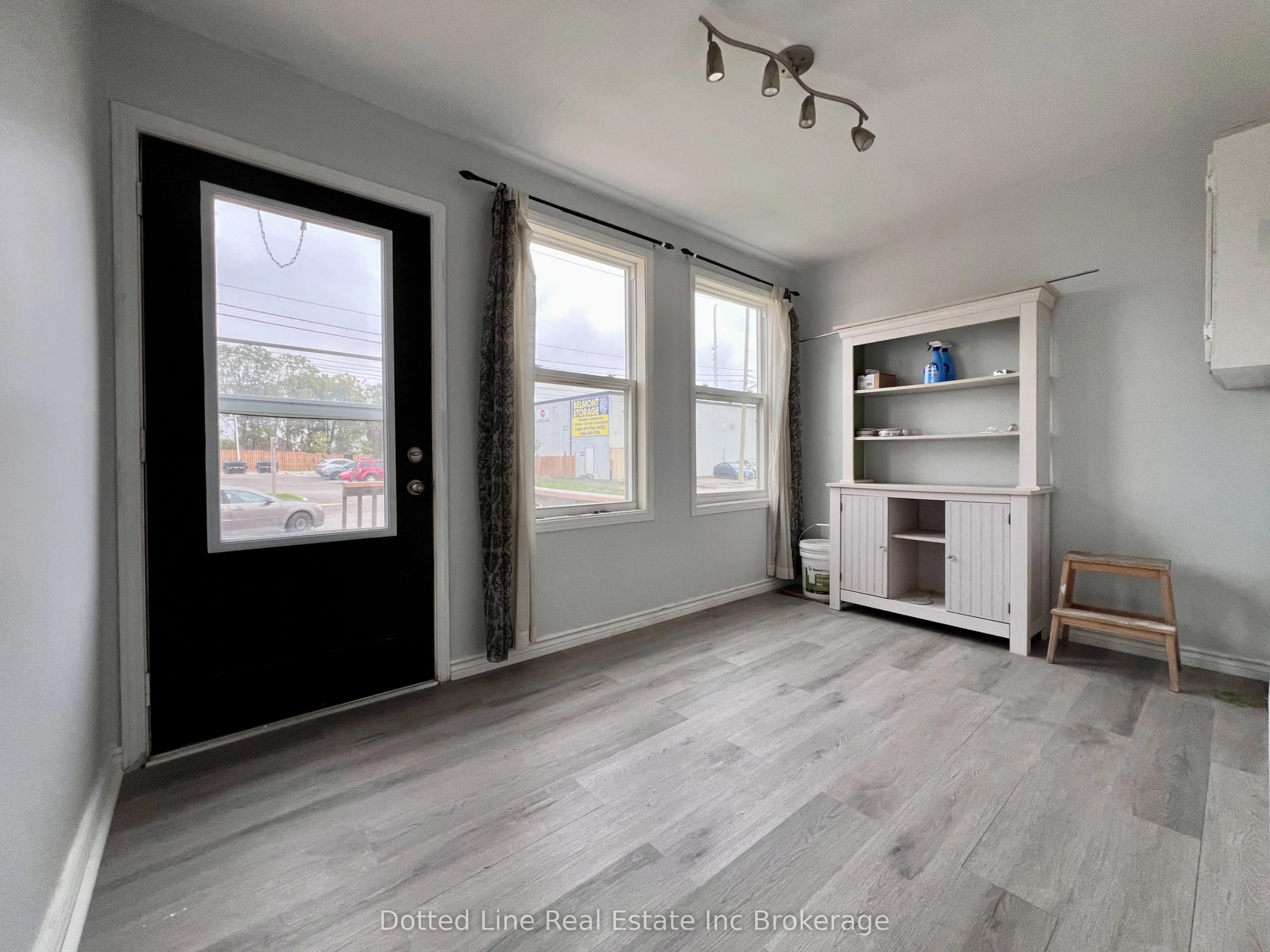 156 Borden Avenue