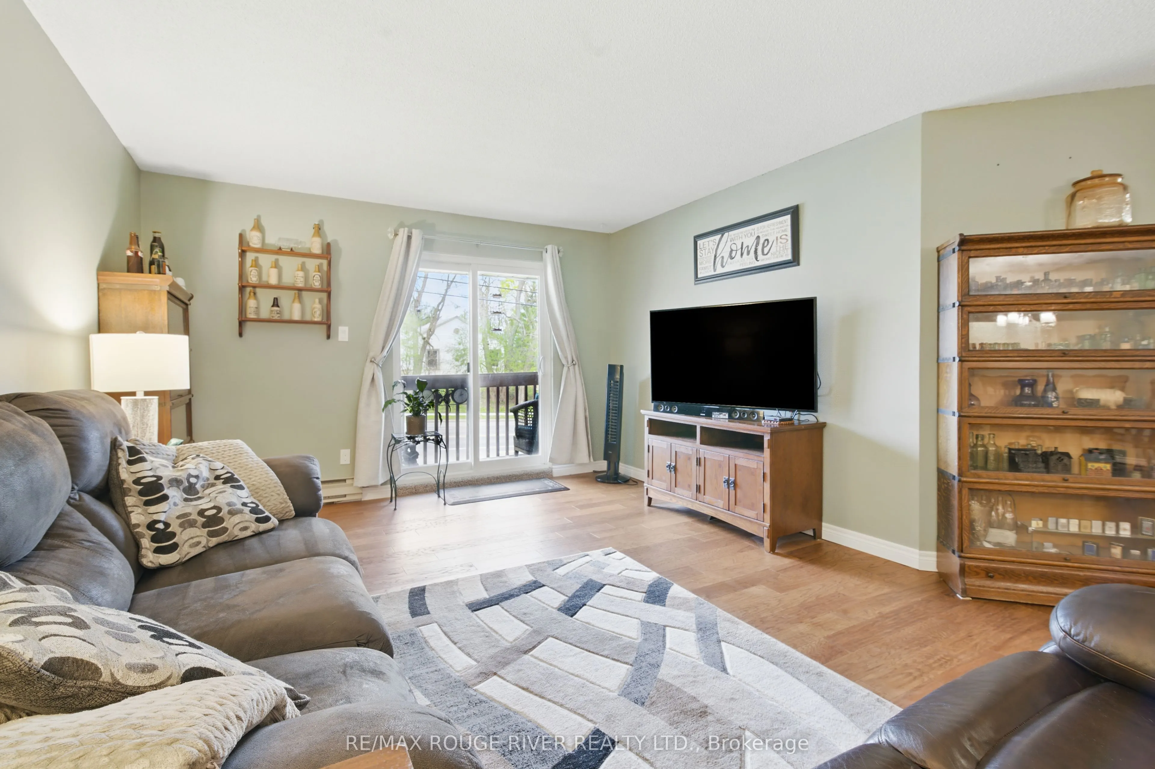 475 Parkhill Road W, #222