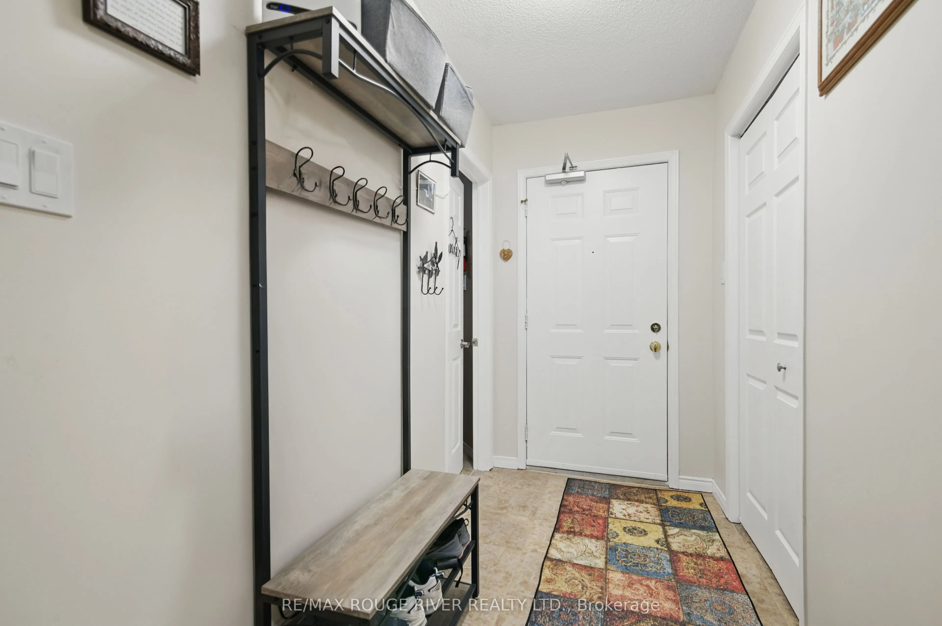 475 Parkhill Road W, #222