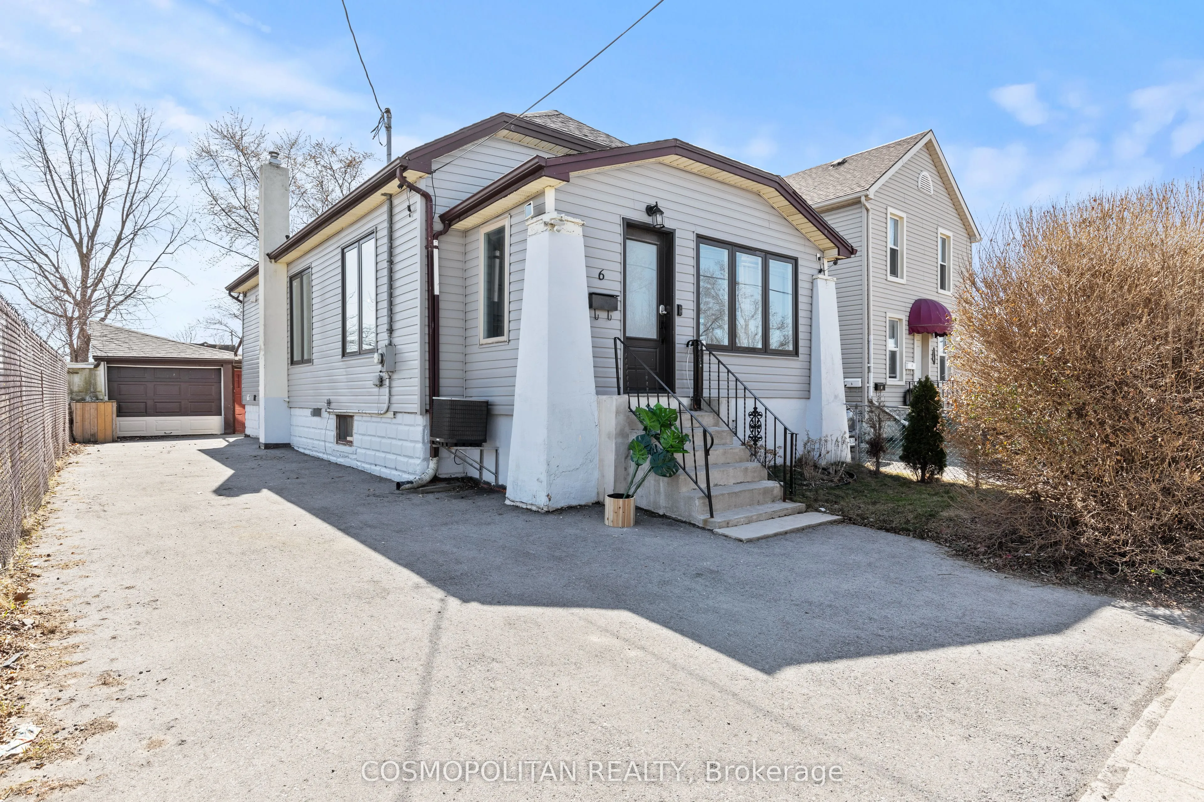 6 Manchester Avenue