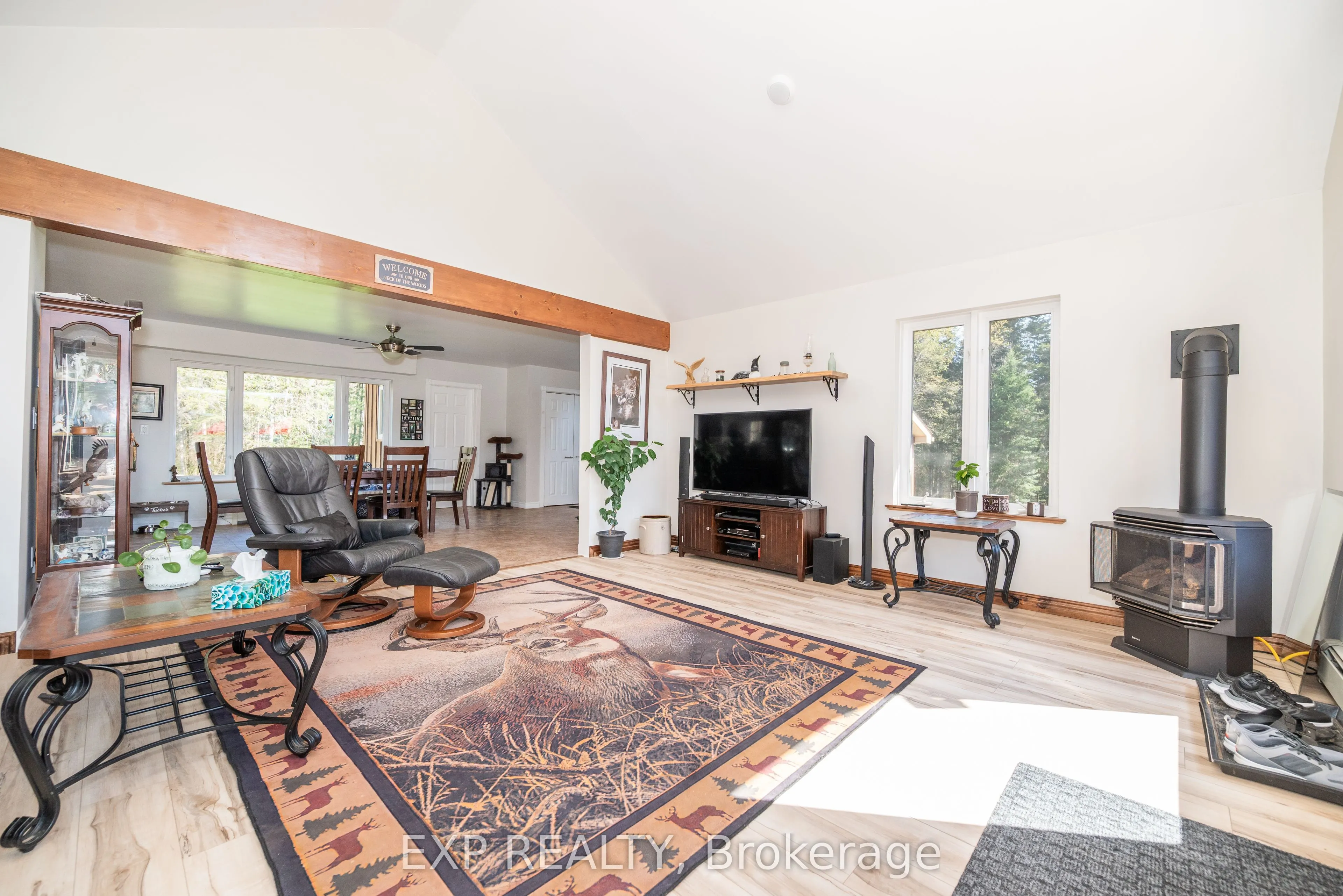 5490 Loop Road