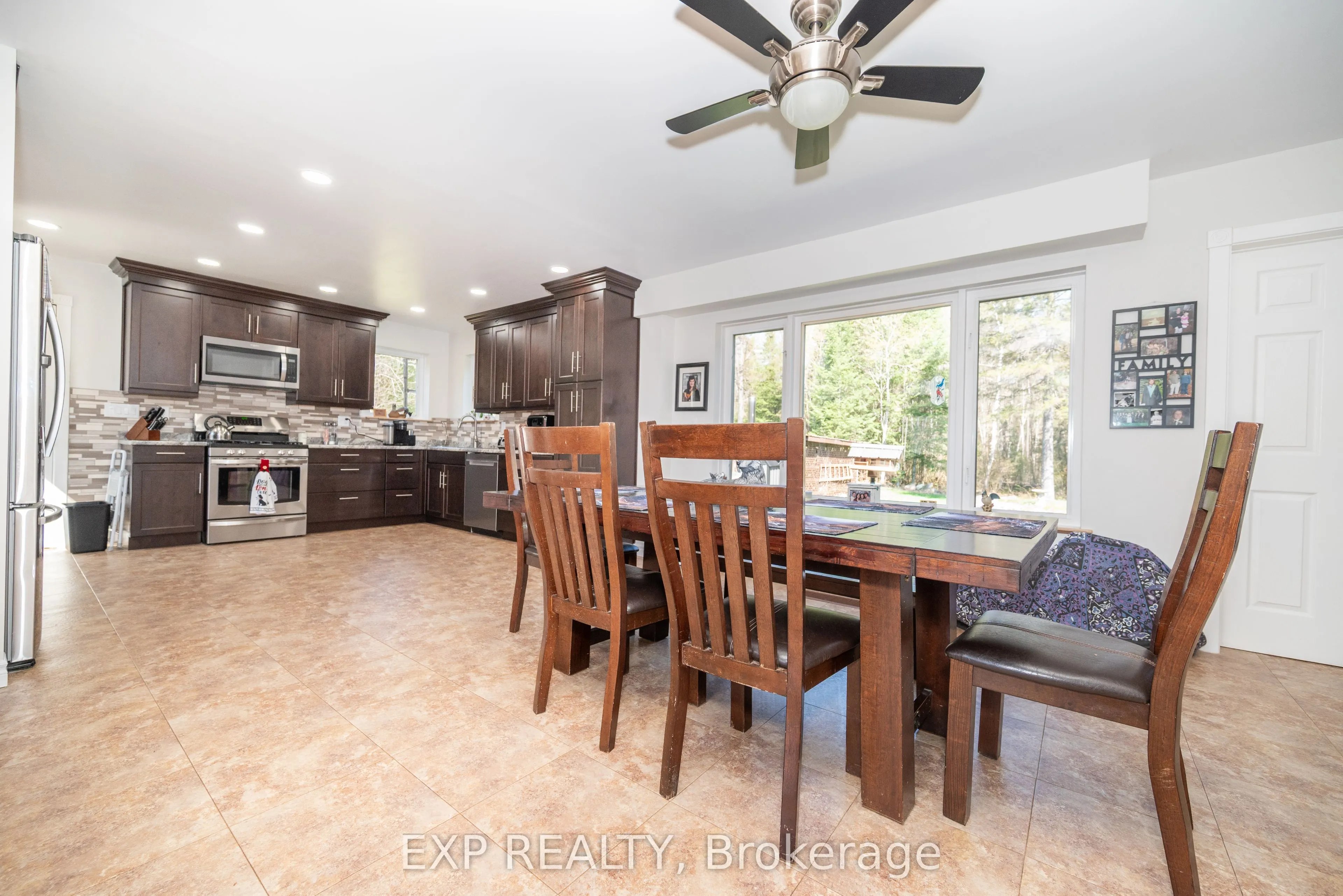 5490 Loop Road