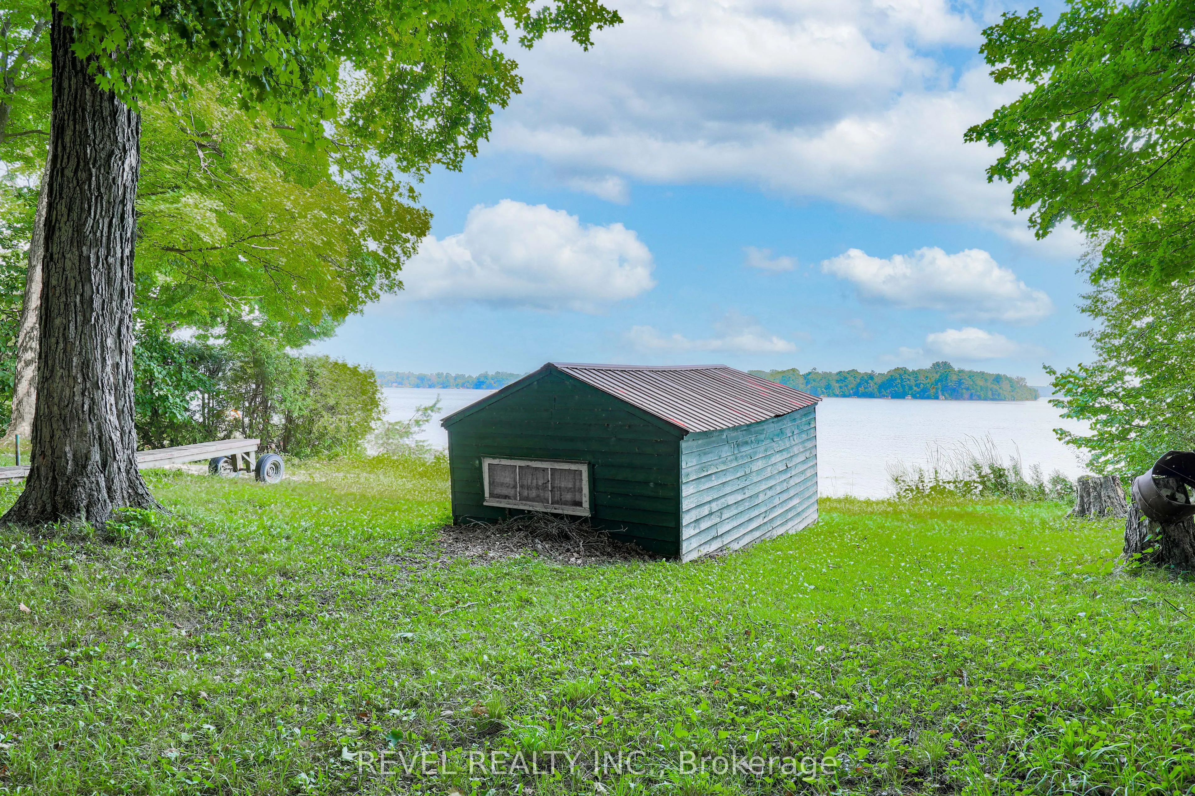 23 SUGARBUSH Trail