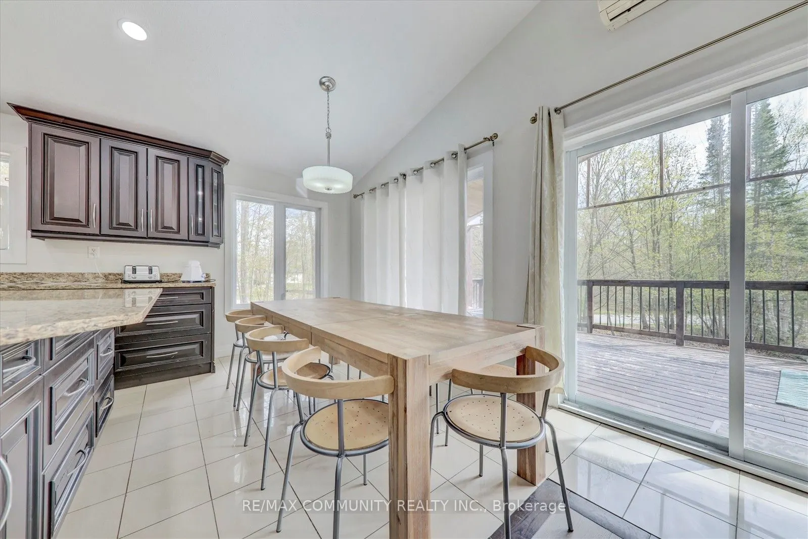 3 SUGARBUSH Road