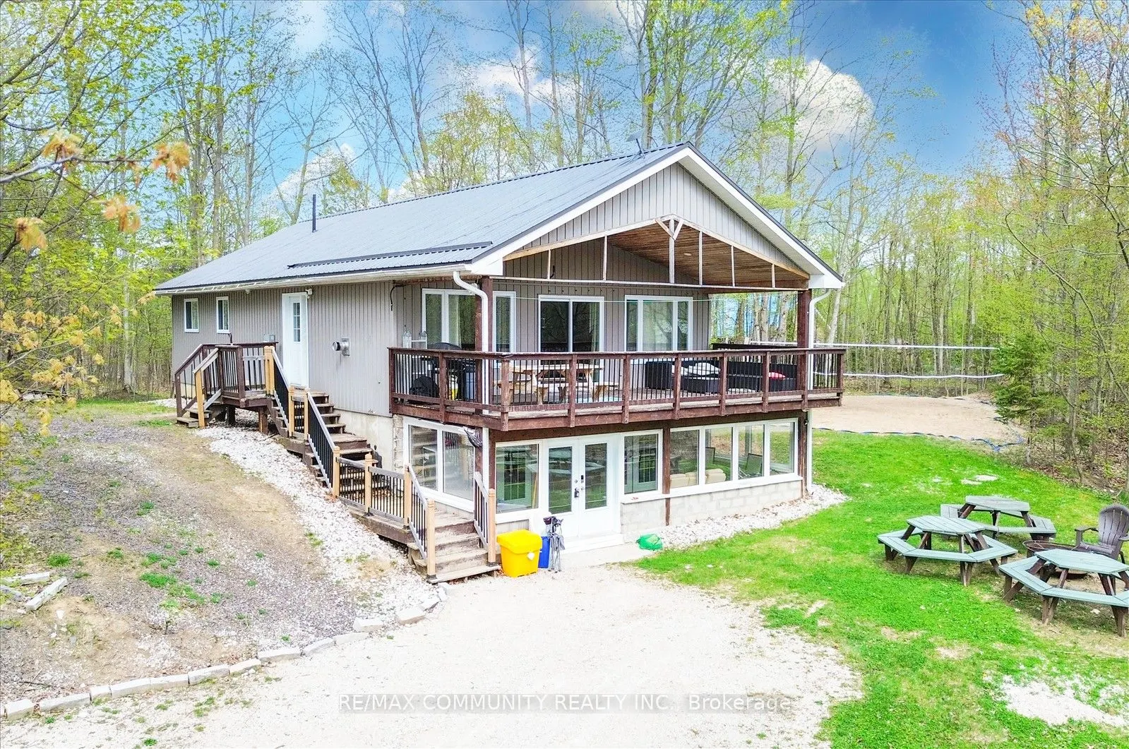 3 SUGARBUSH Road