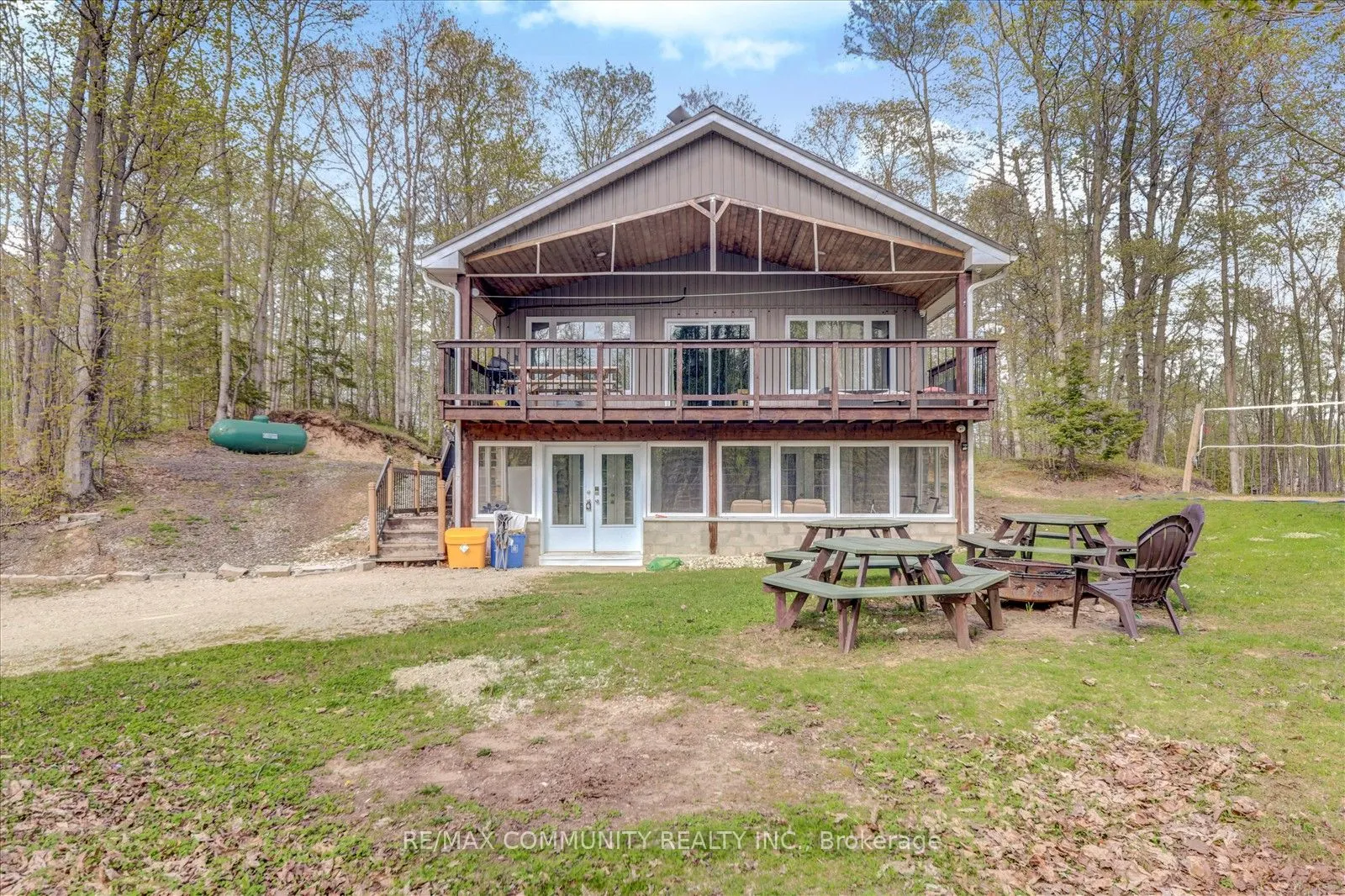 3 SUGARBUSH Road