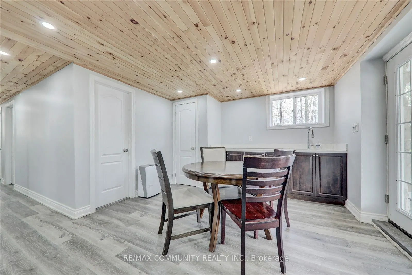3 SUGARBUSH Road