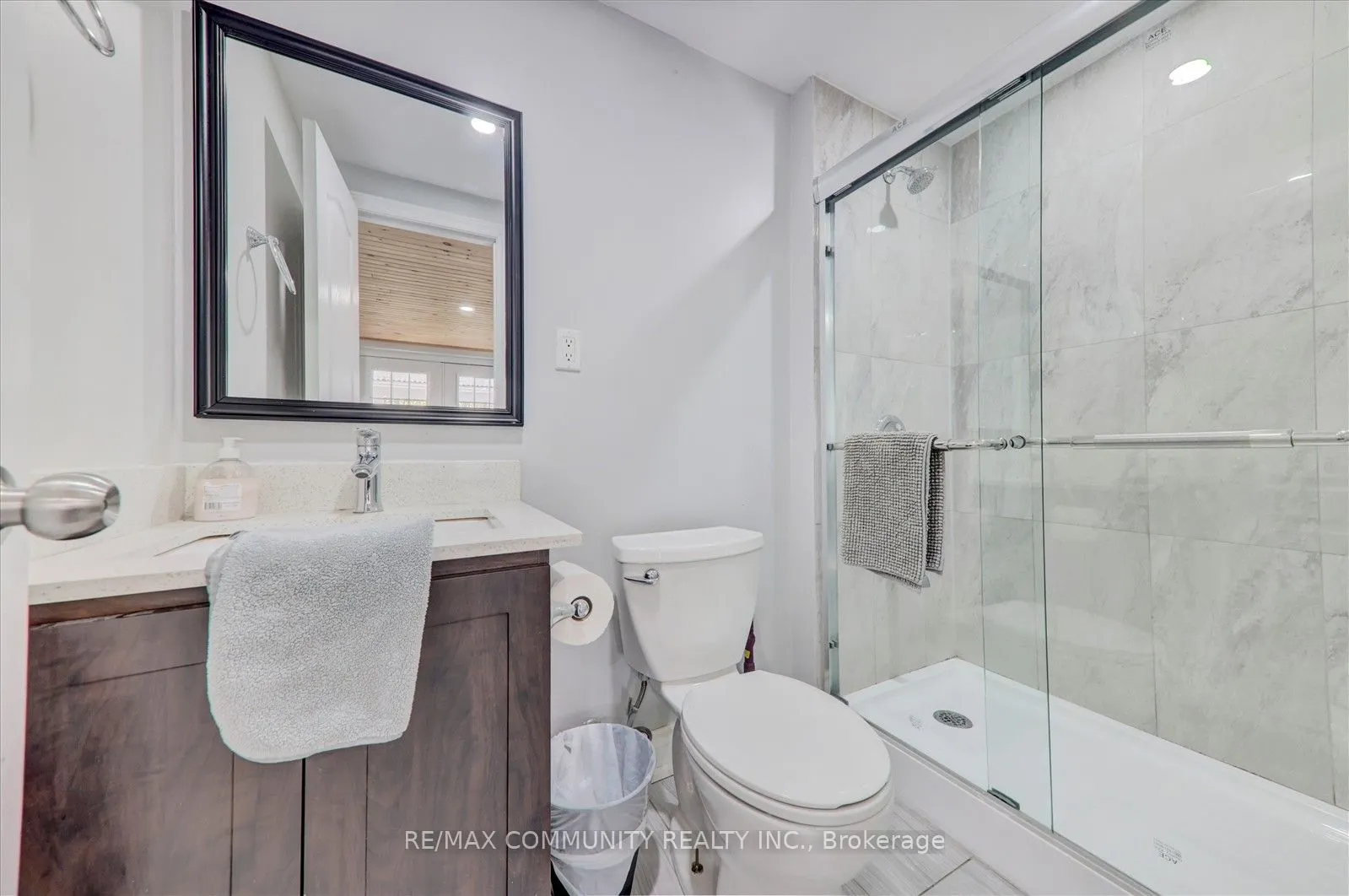 3 SUGARBUSH Road