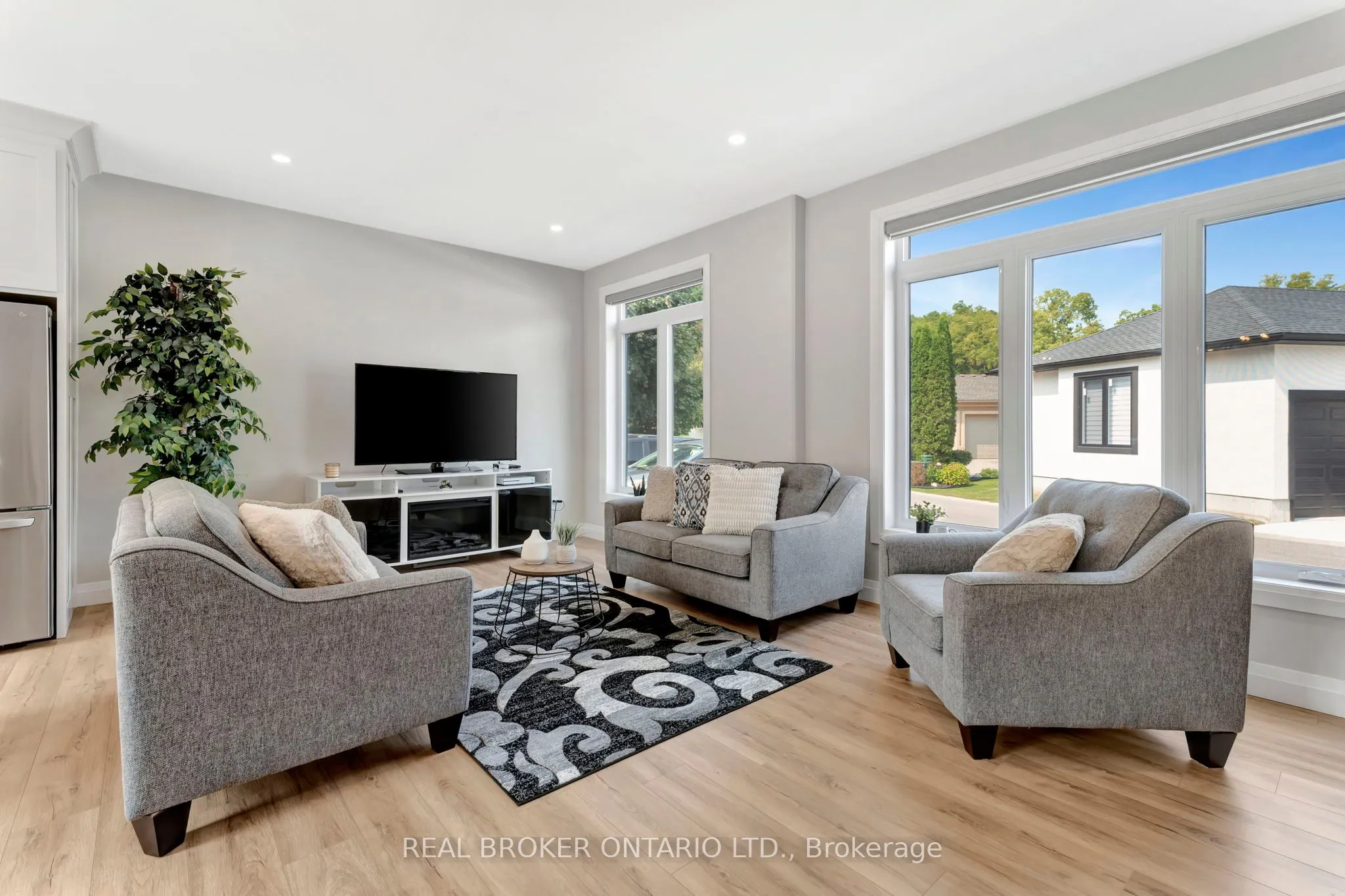 5 John Pound Road, #6