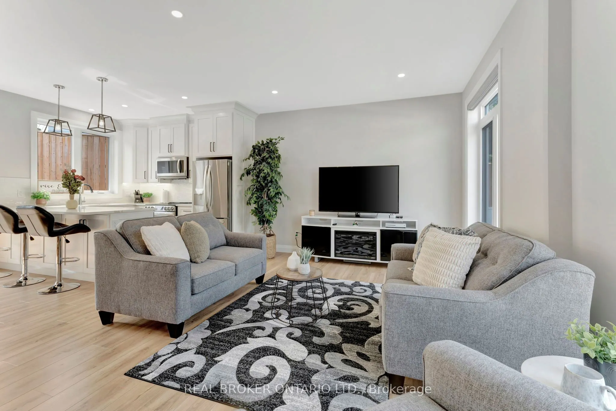 5 John Pound Road, #6