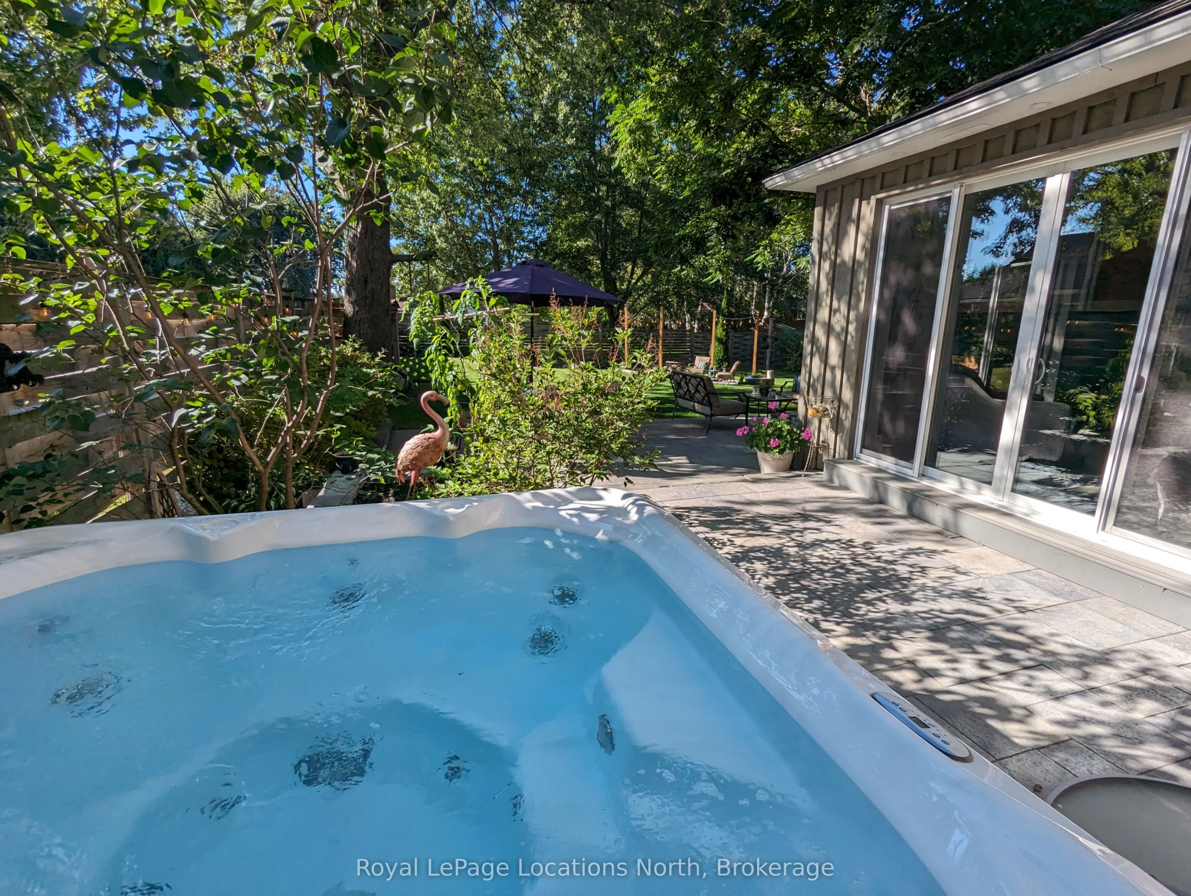 138 Bruce Street S