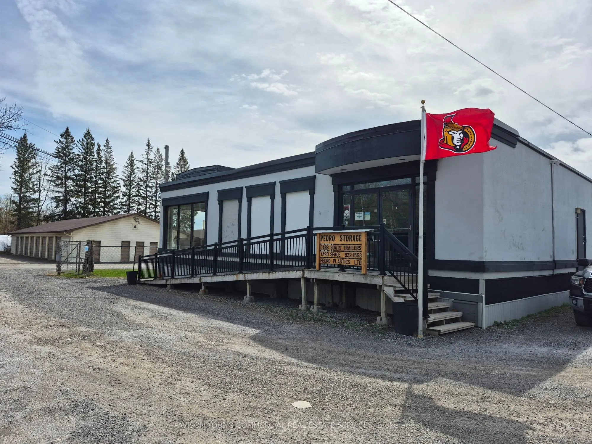 2474 Leitrim Road