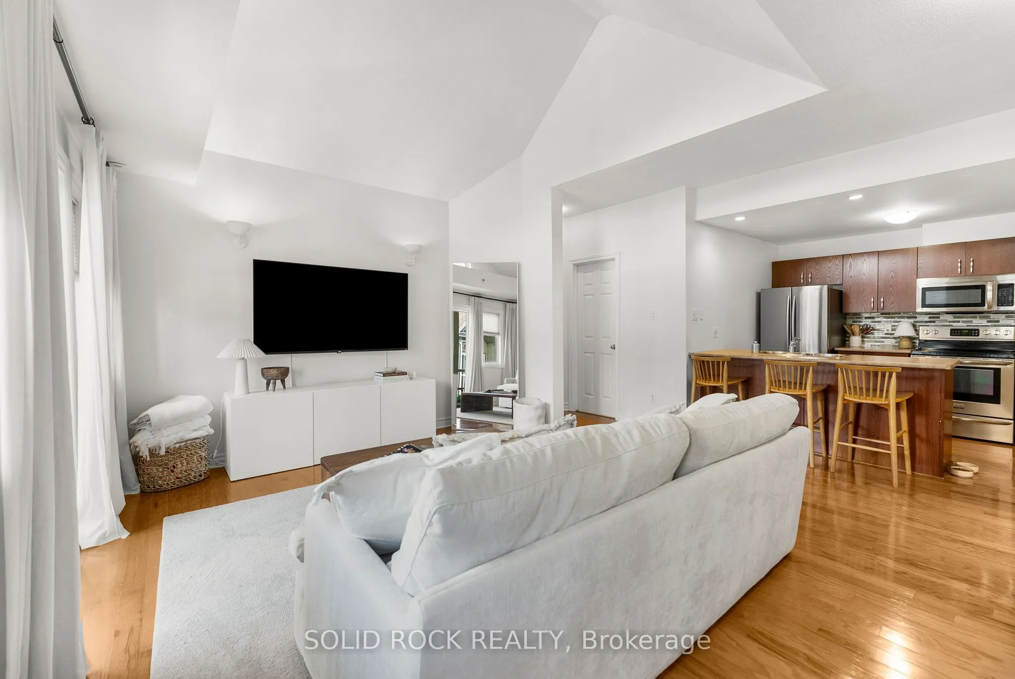 1109 STITTSVILLE MAIN Street, #I