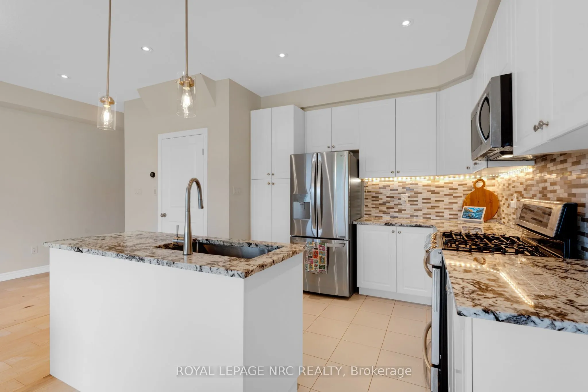 21 Pinot Crescent
