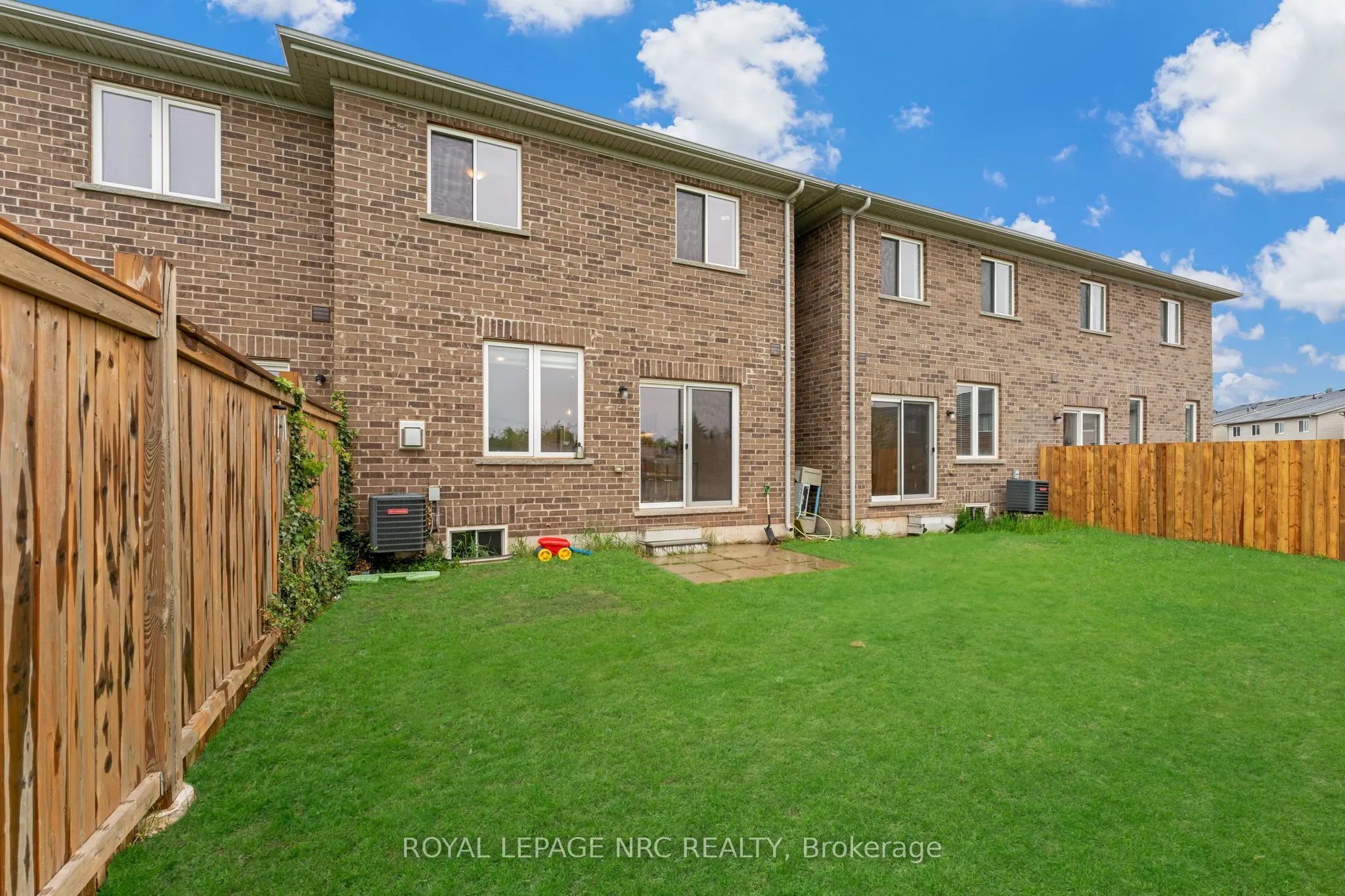 21 Pinot Crescent