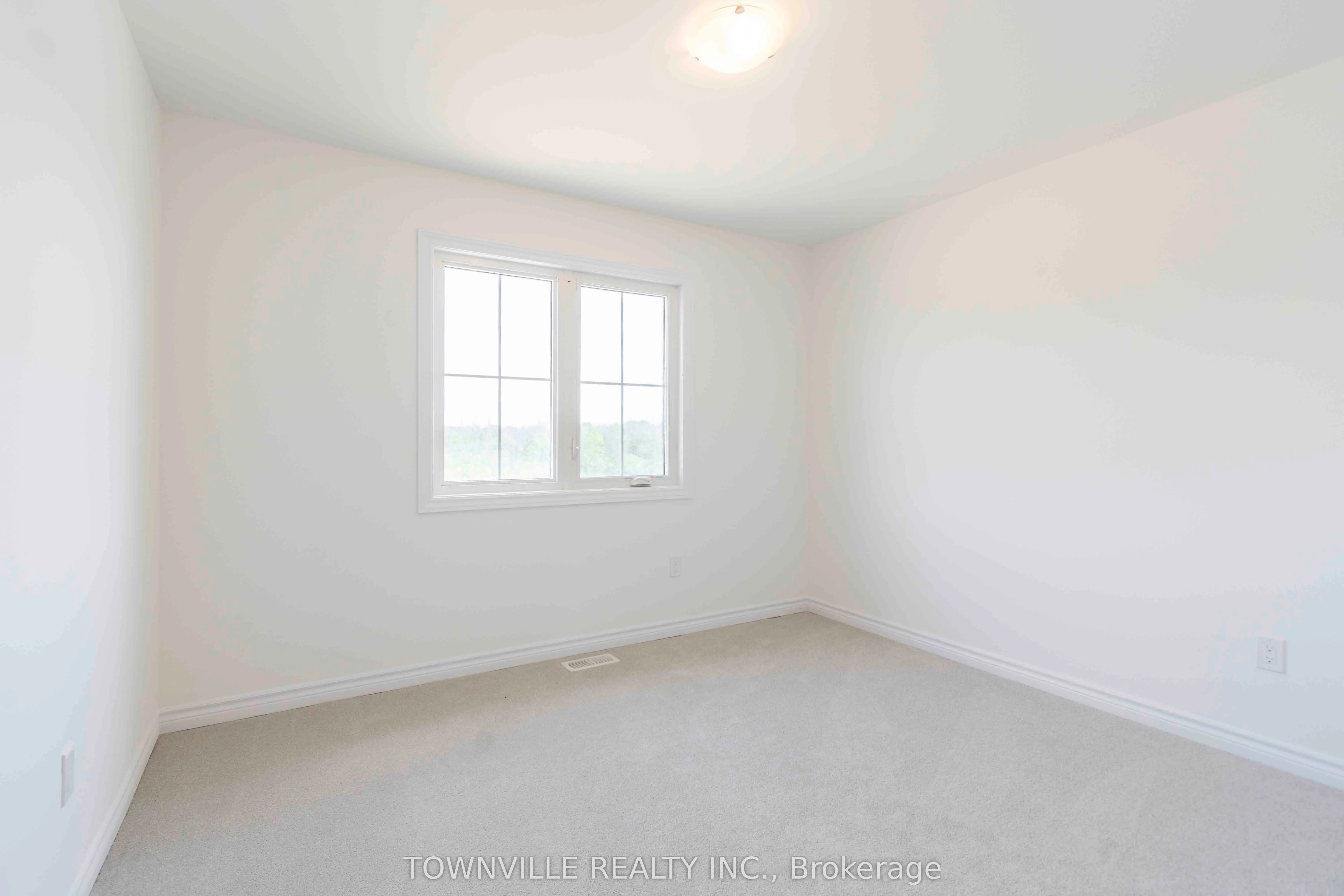 19 Glacier Crescent