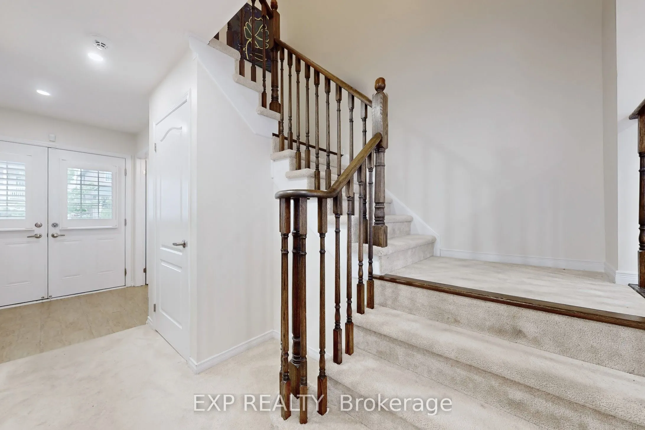 9 Esther Crescent