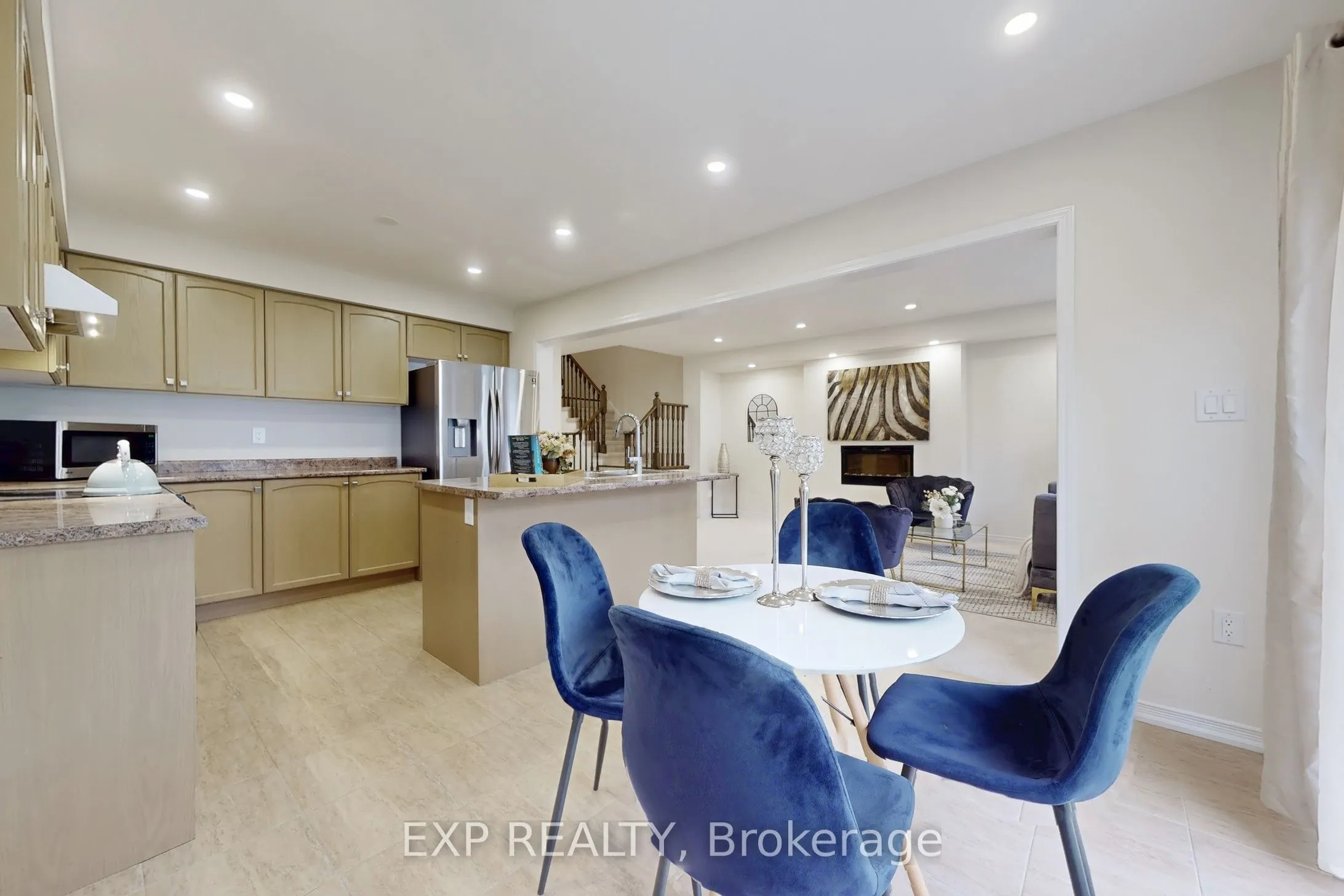 9 Esther Crescent