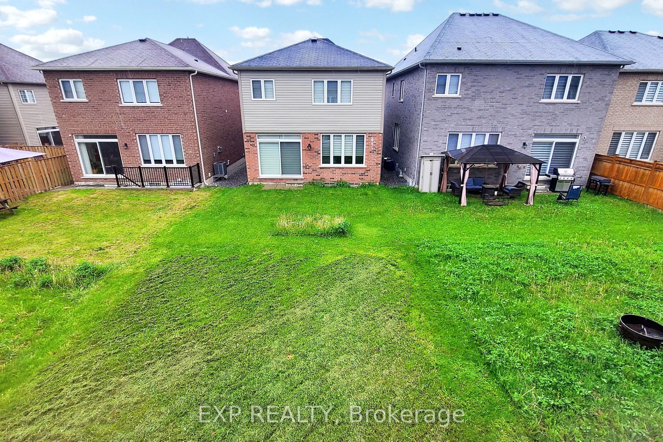 9 Esther Crescent