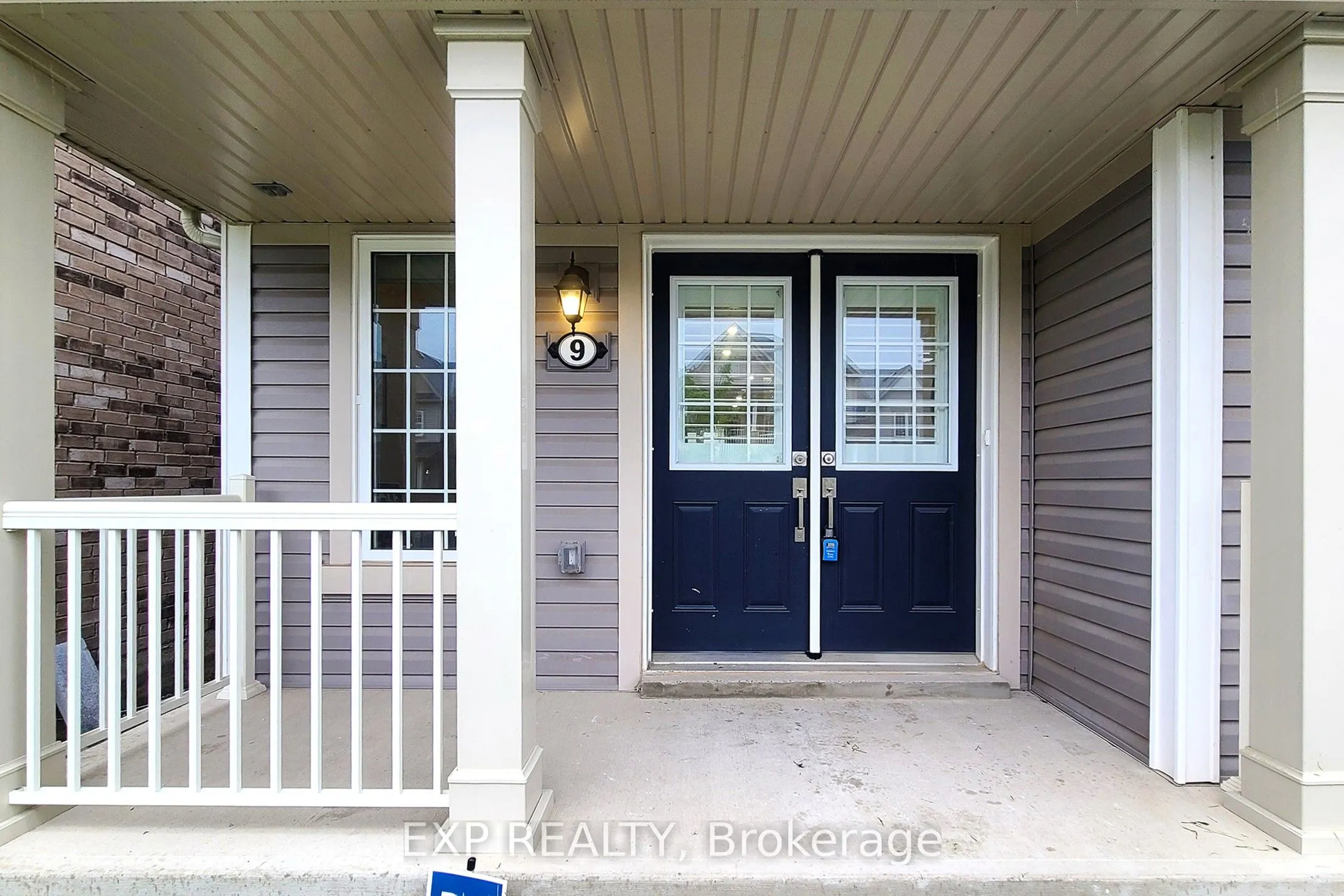 9 Esther Crescent