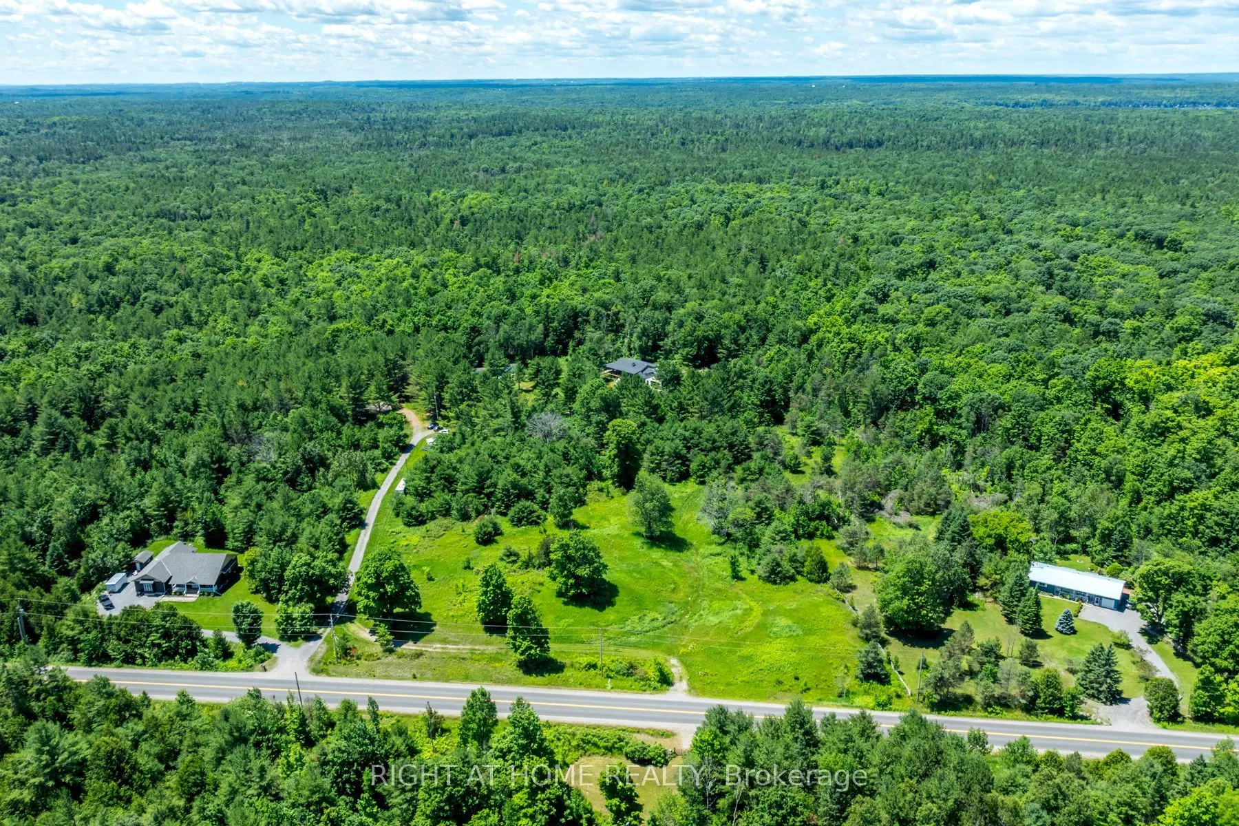 1662 COUNTY ROAD 40 Road