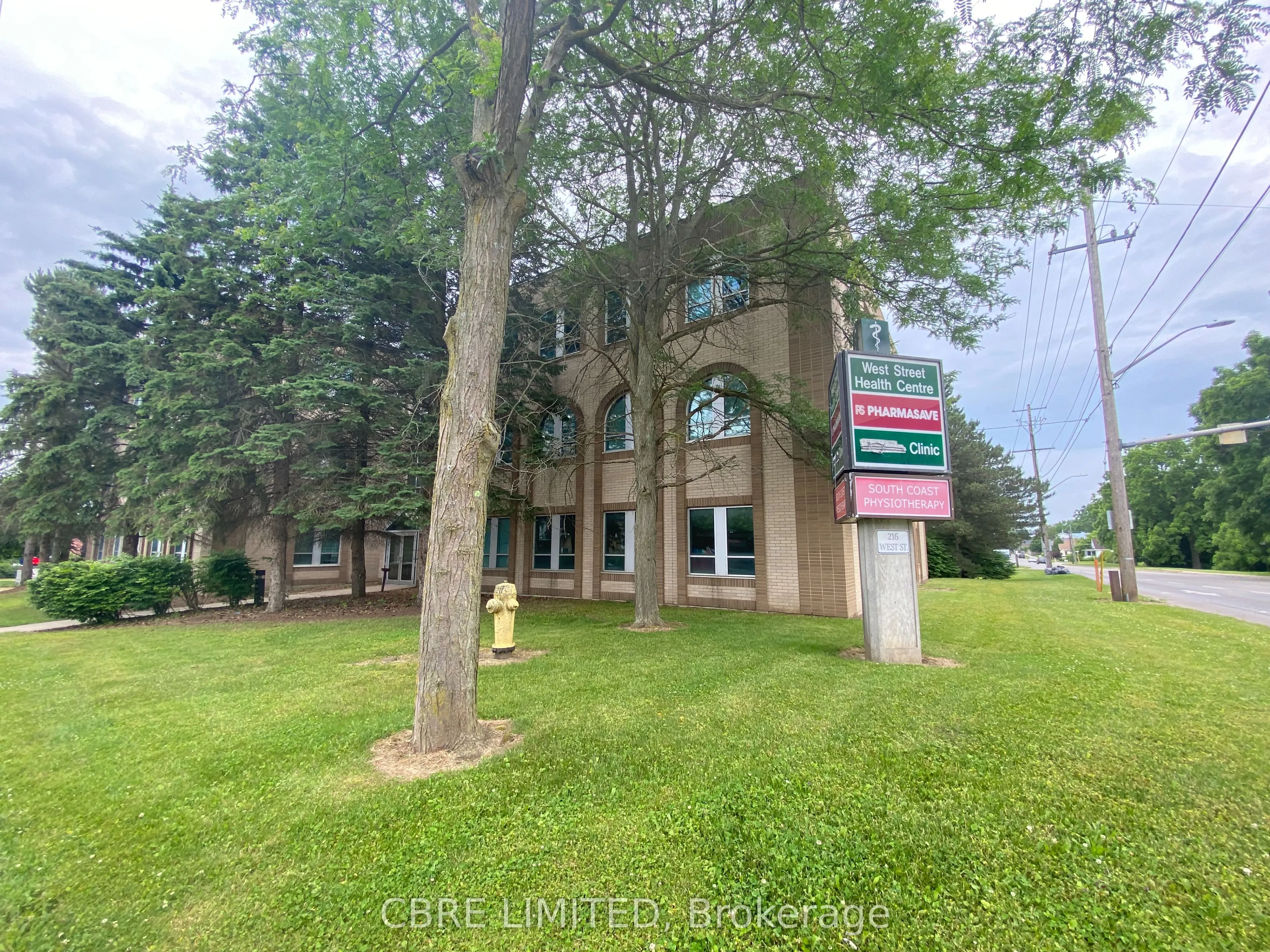 216 West Street #105