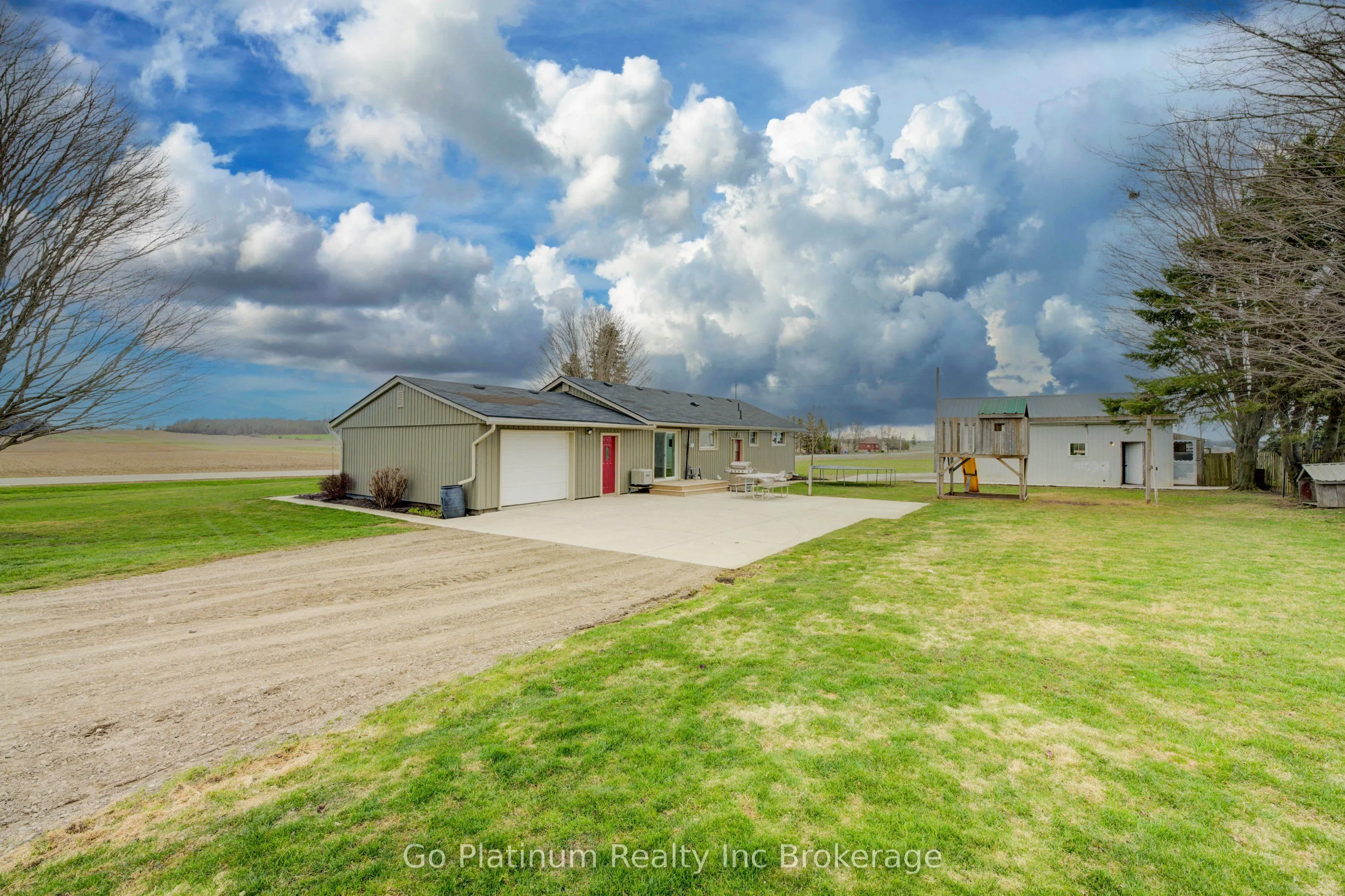 384870 Salford Road