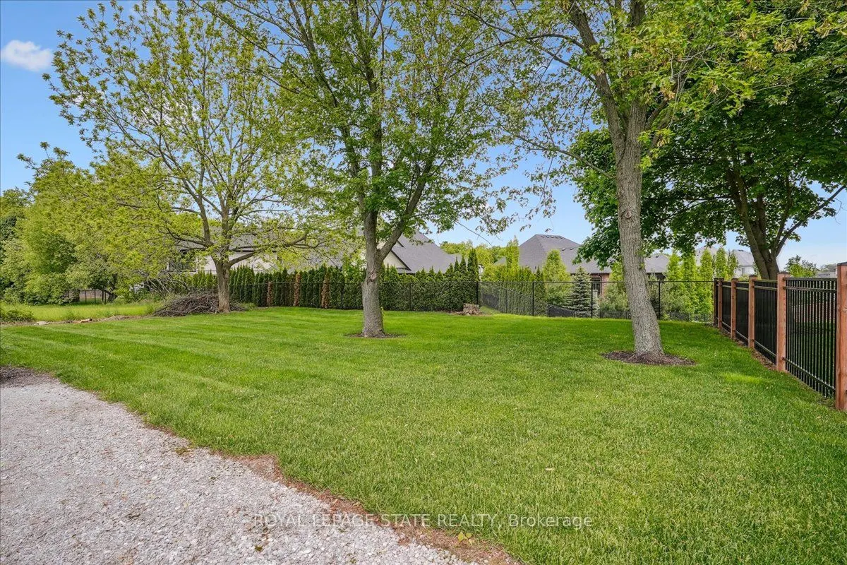 1613G Lookout Street