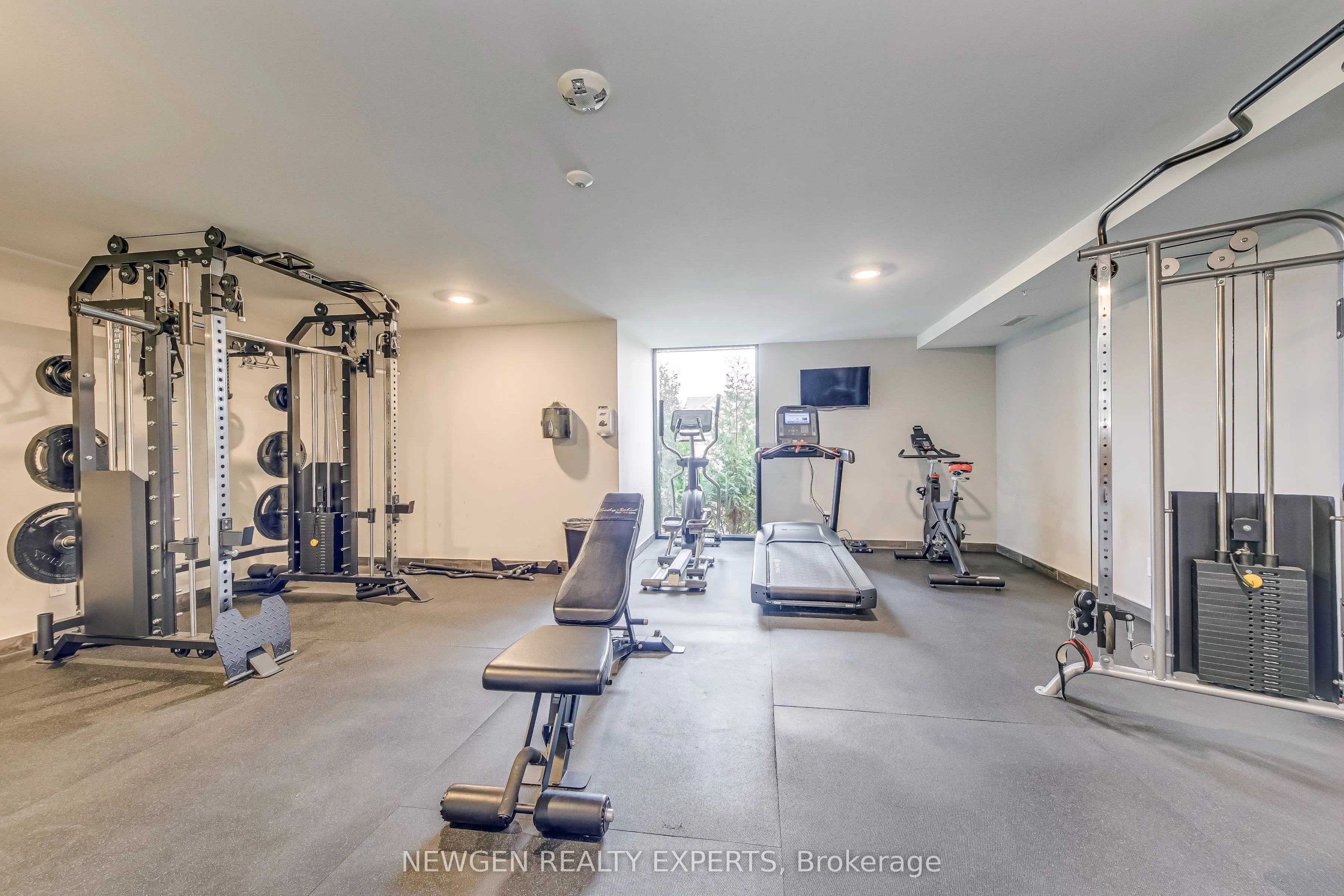 30 Hamilton Street, #302