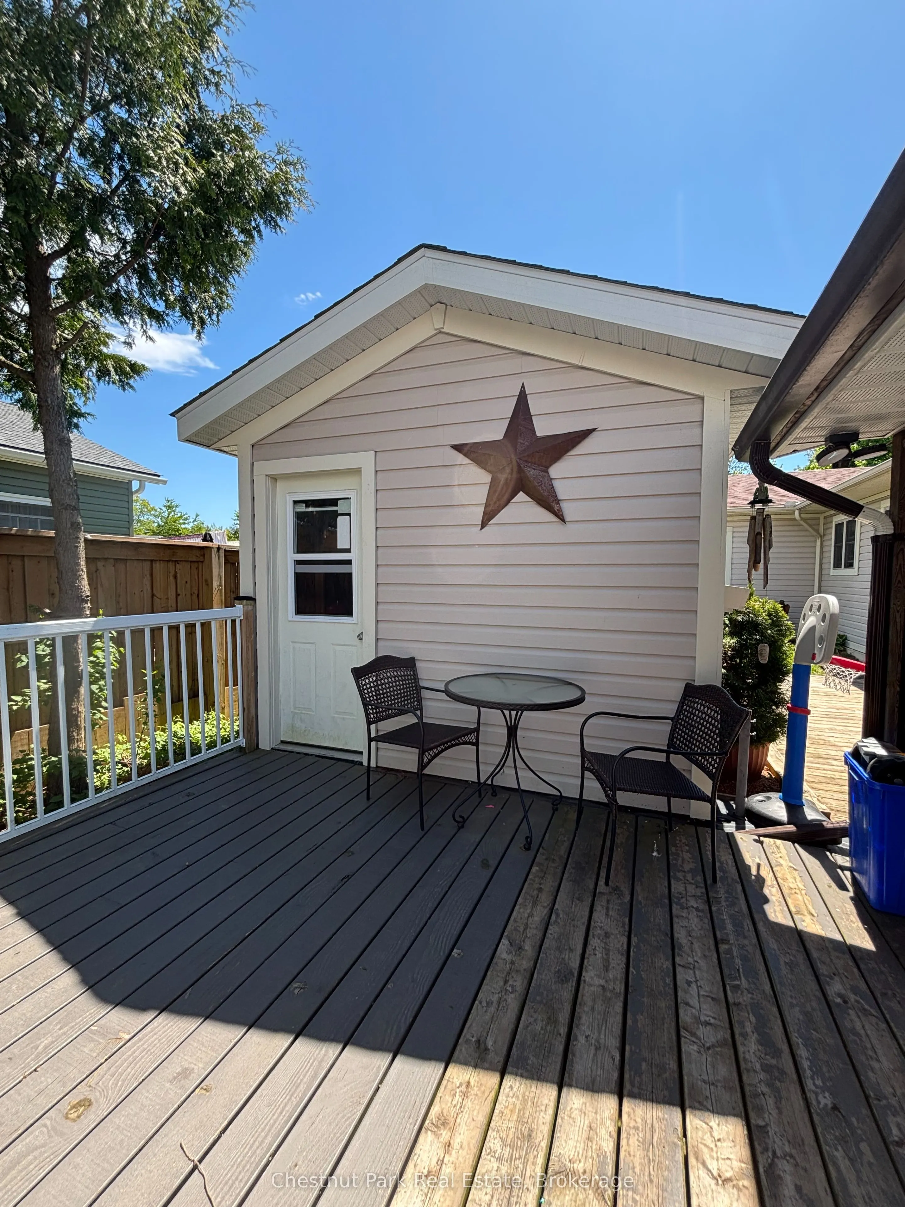 175 Crescent Drive