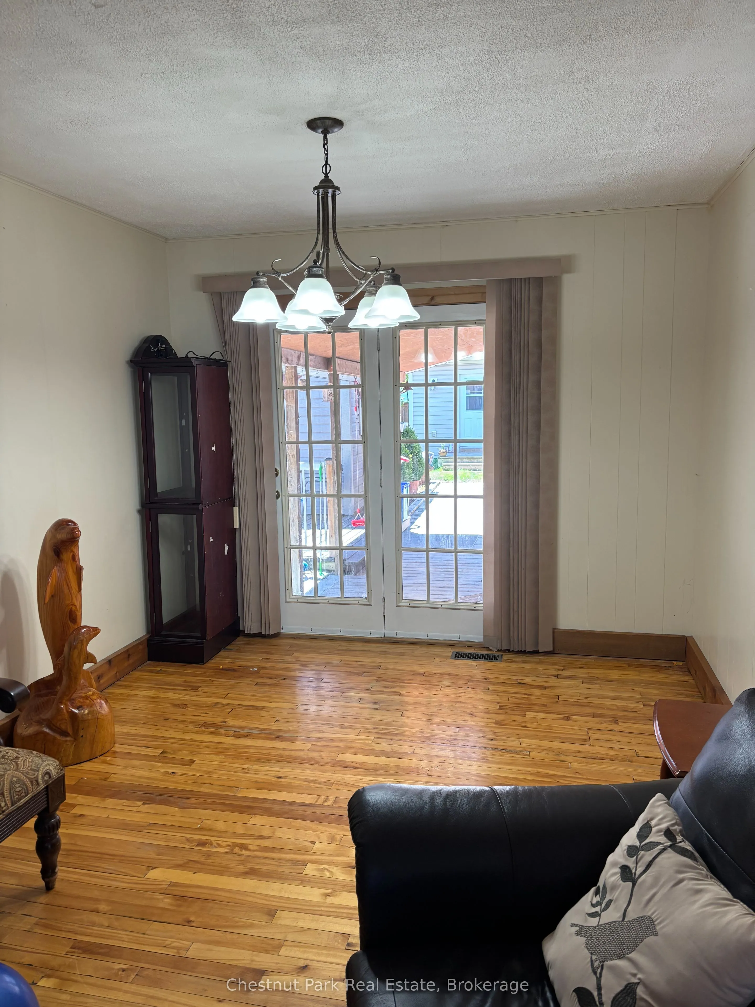 175 Crescent Drive
