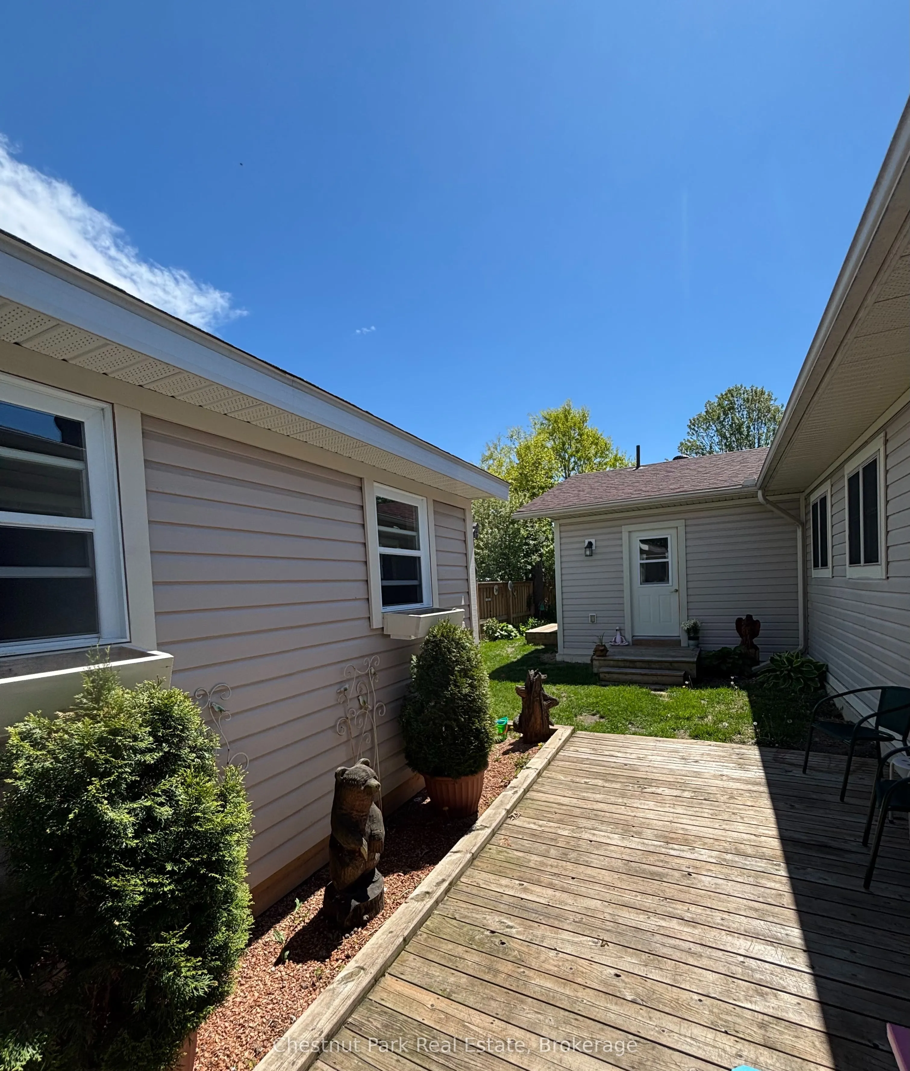 175 Crescent Drive