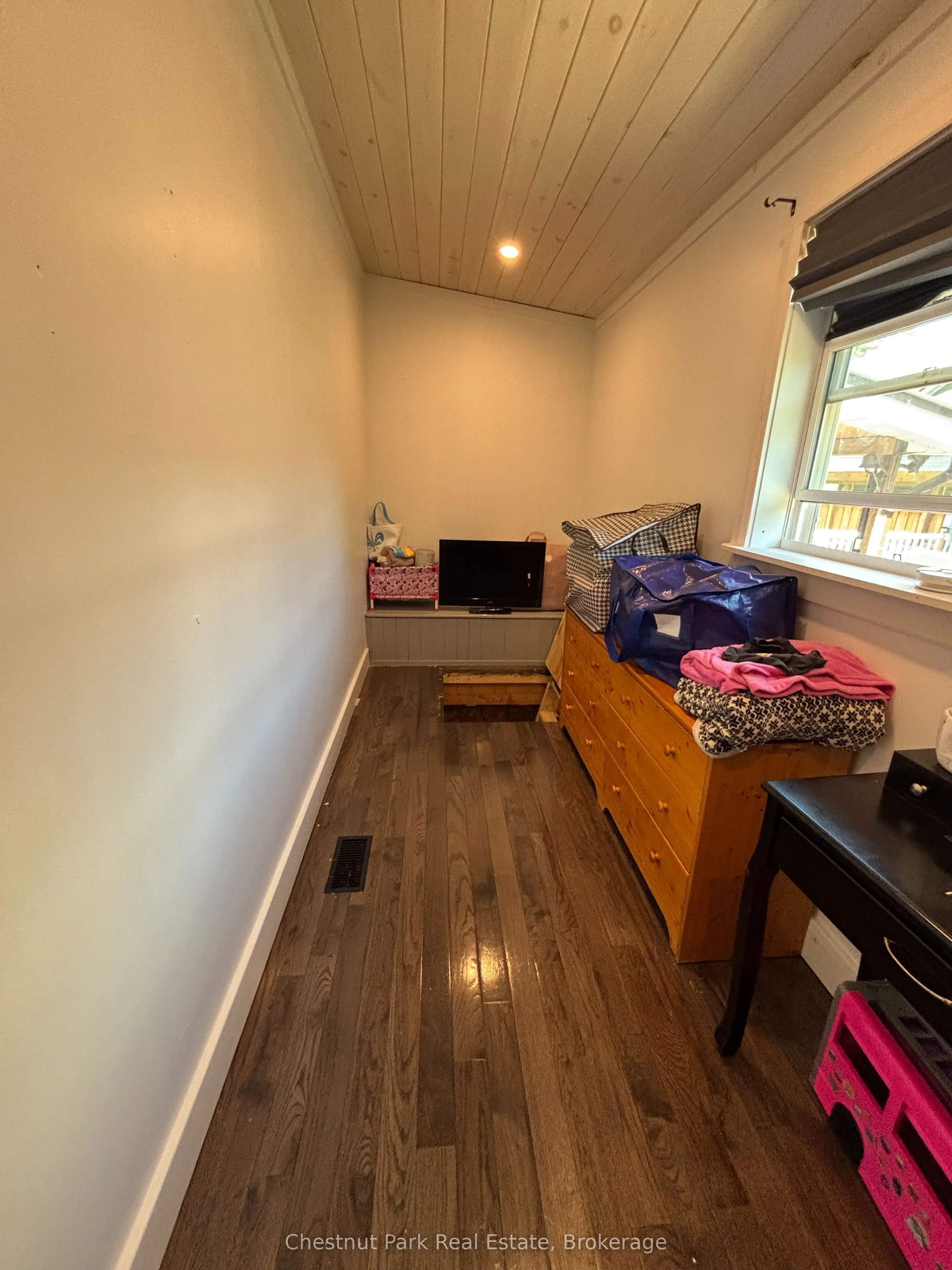 175 Crescent Drive
