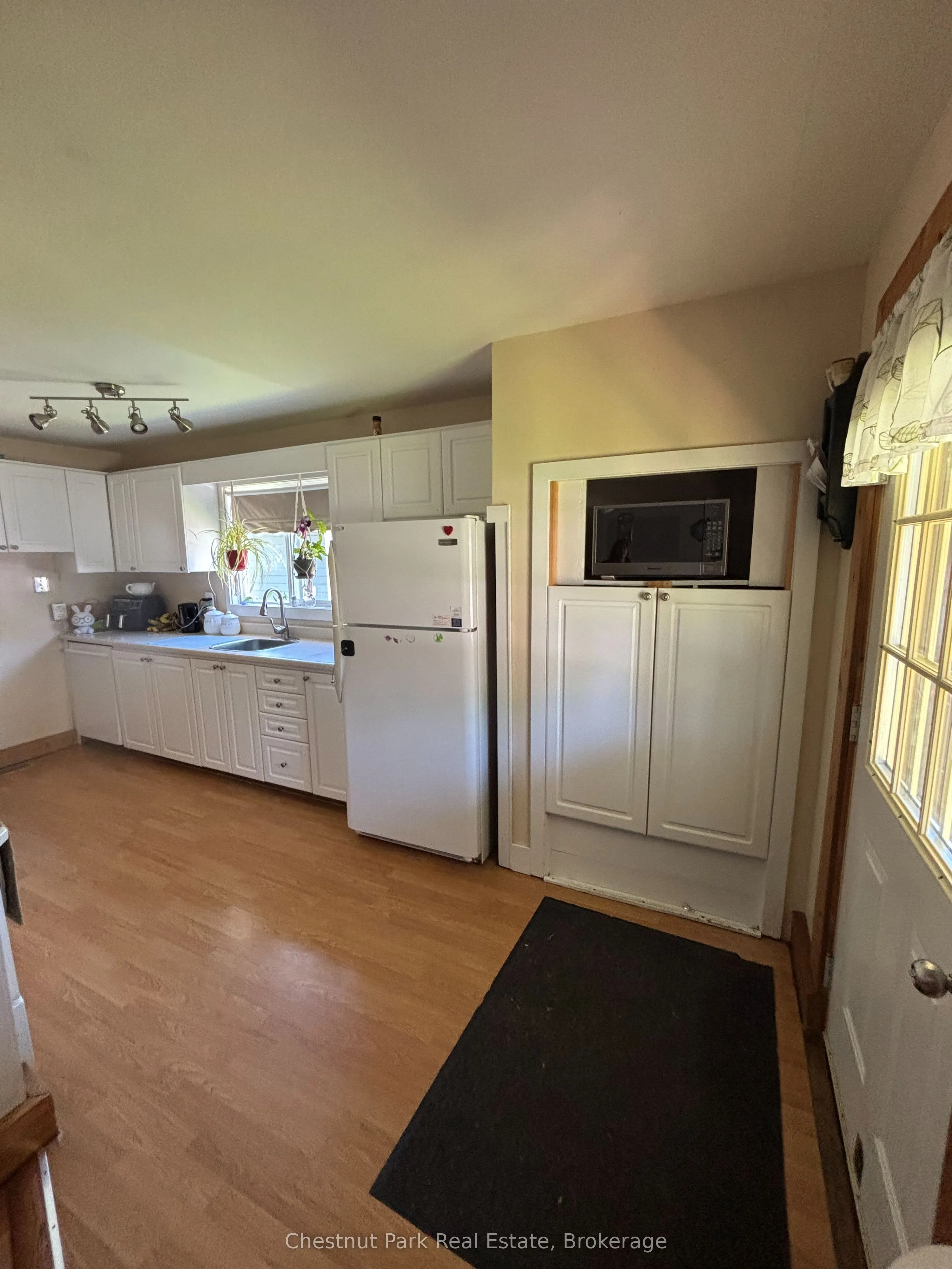 175 Crescent Drive