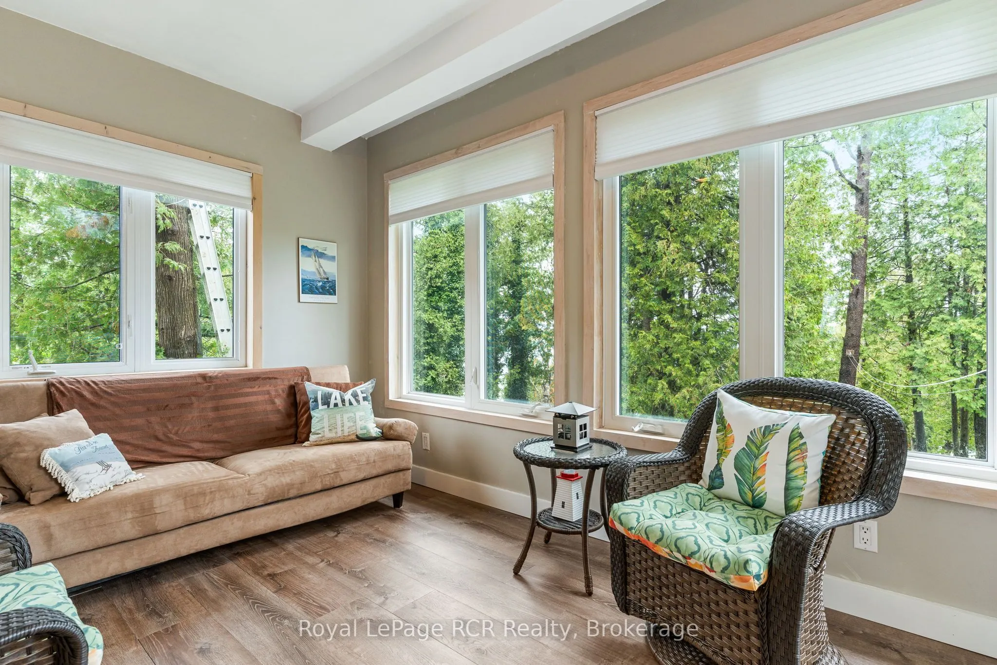 183 Lakeshore Road