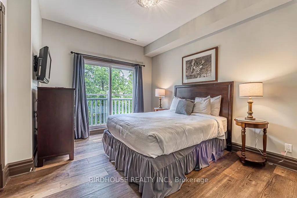 171 Snowbridge Way, #242