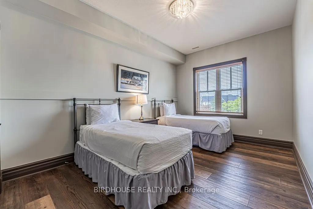 171 Snowbridge Way, #242