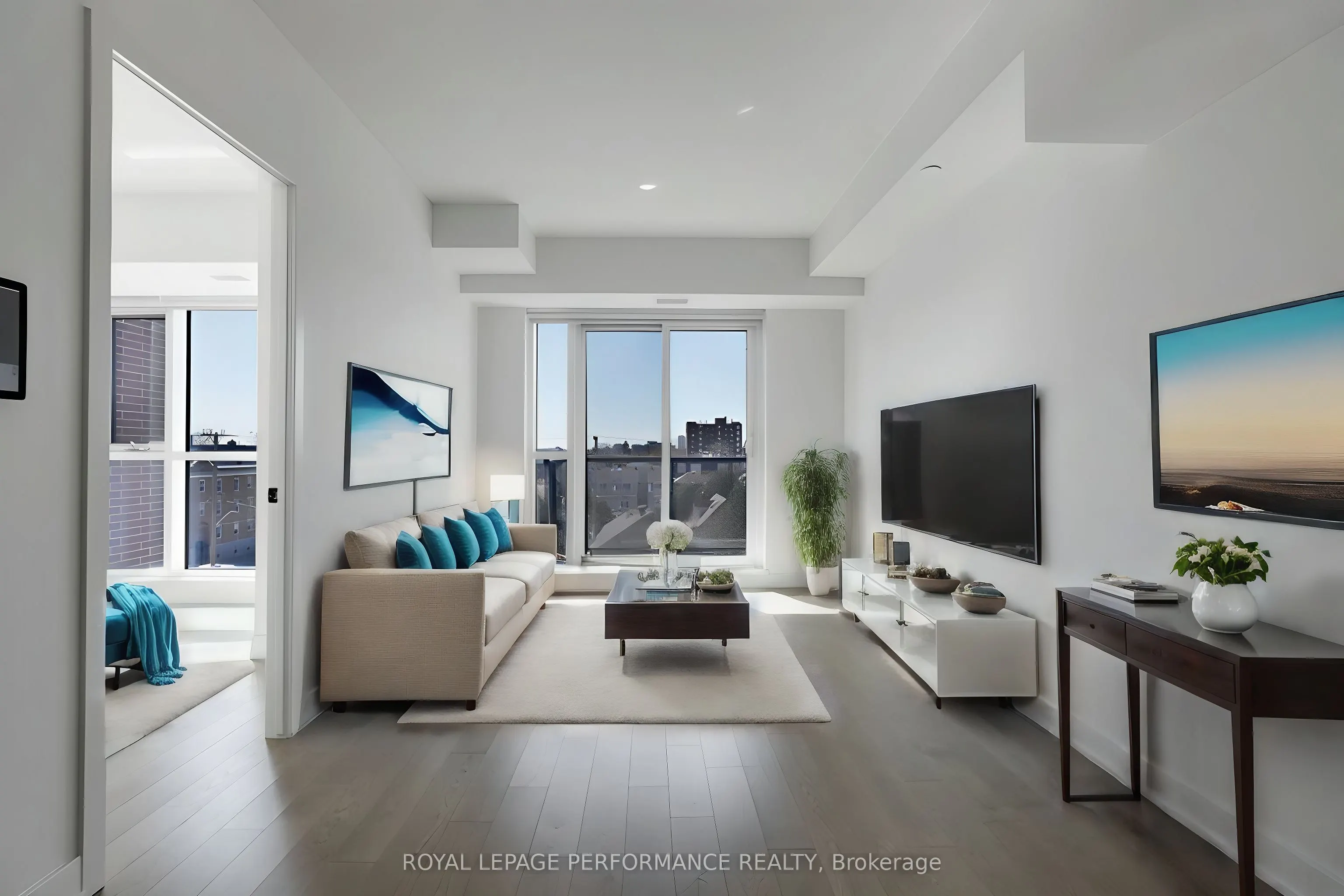 560 Rideau Street #517