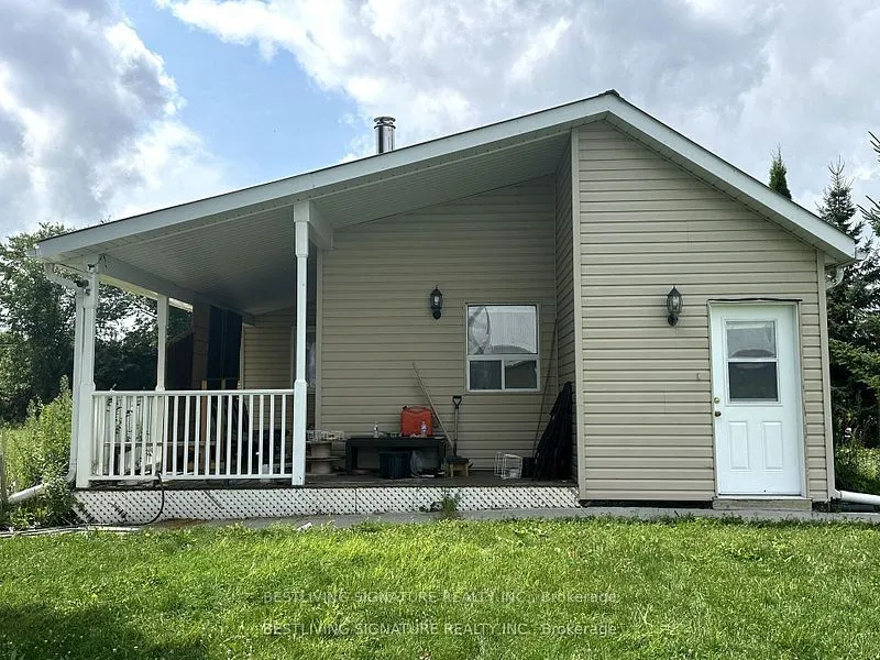 3752 Elm Tree Road