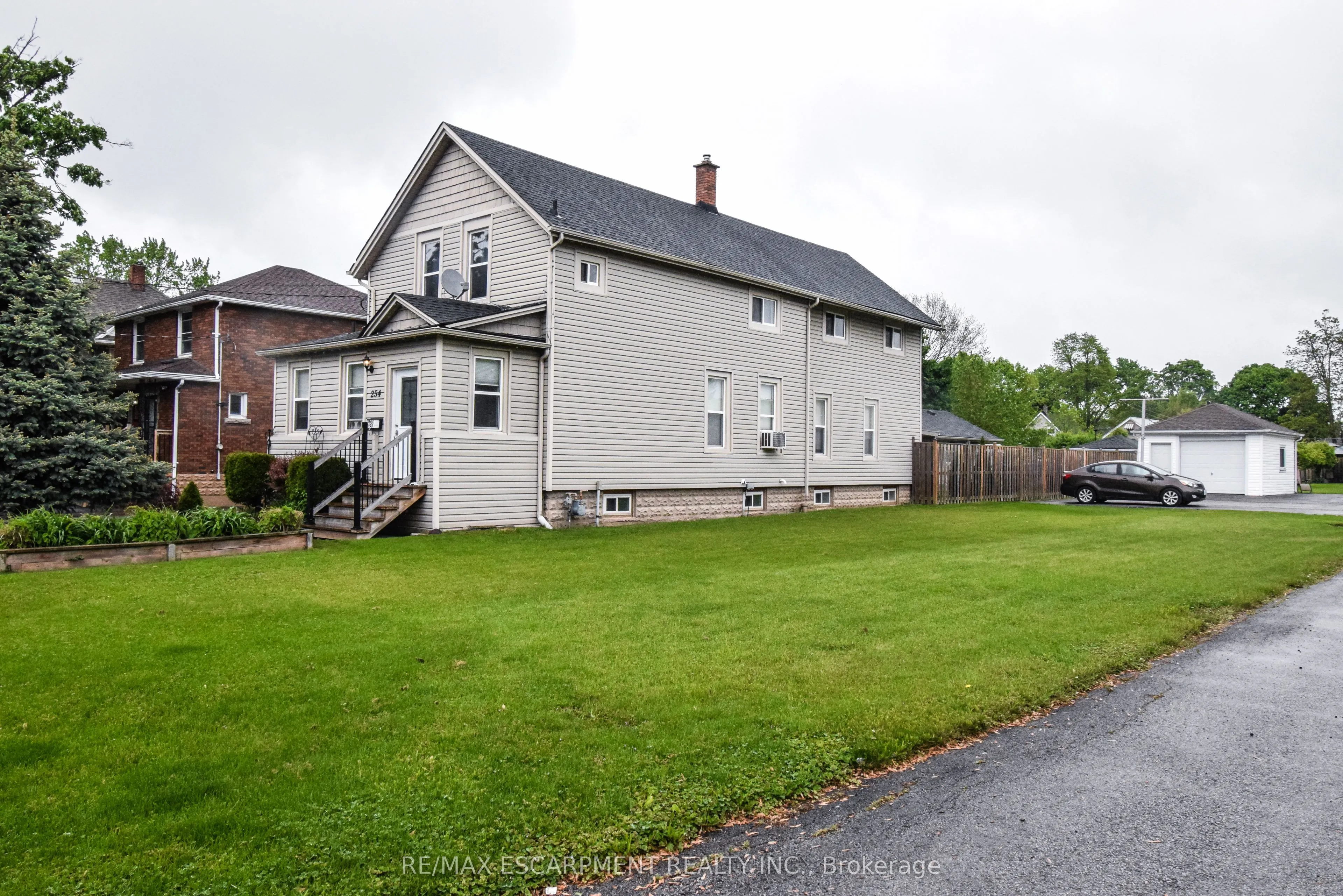 258 Hellems Avenue
