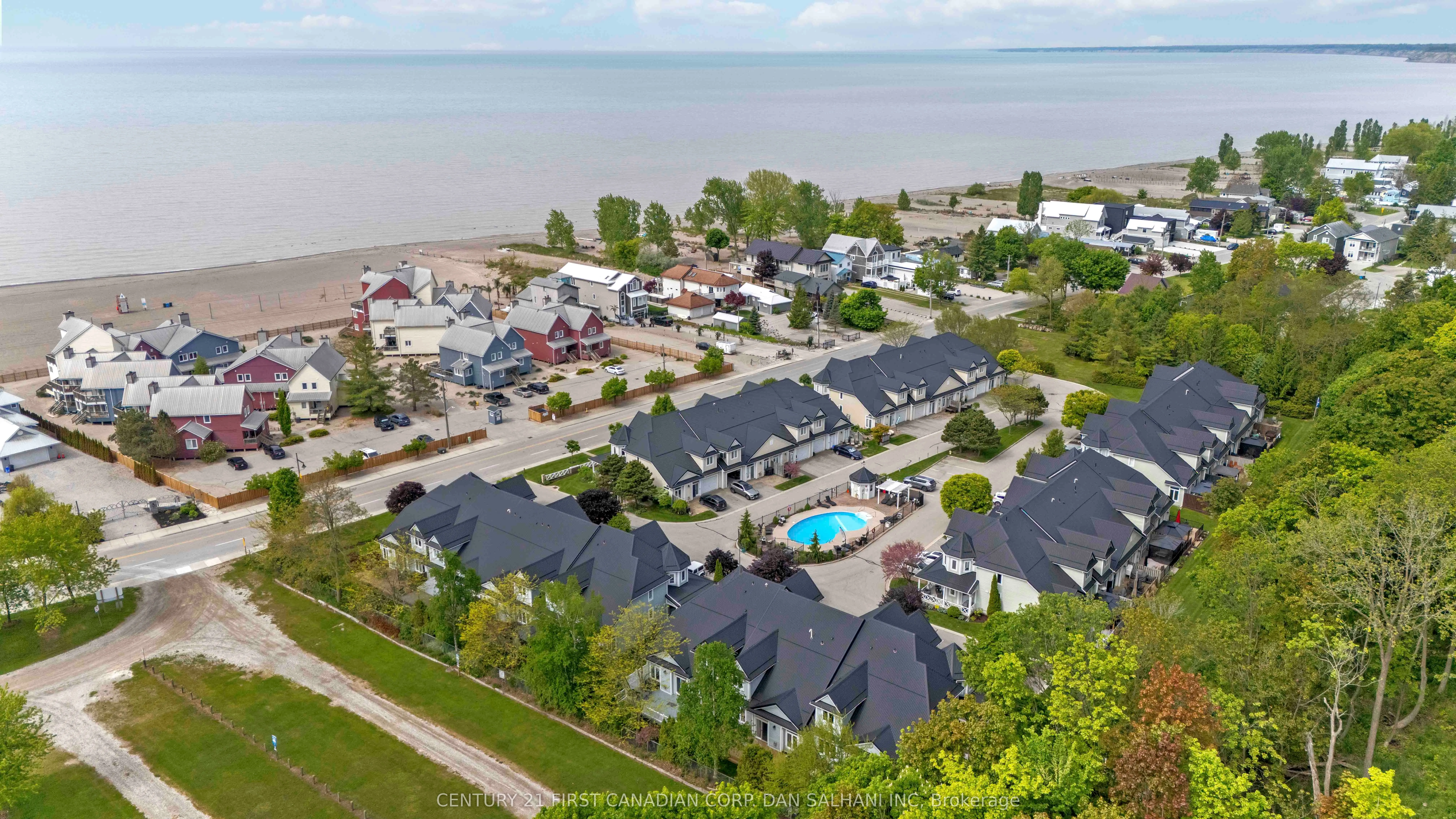 375 EDITH CAVELL Boulevard, #6